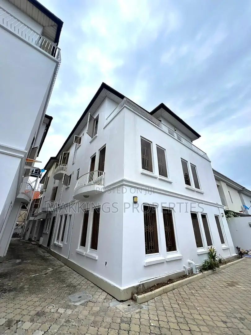 2bdrm Apartment in Lekki Phase 1 for rent in Lekki Phase 1