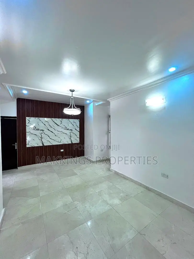 2bdrm Apartment in Lekki Phase 1 for rent in Lekki Phase 1