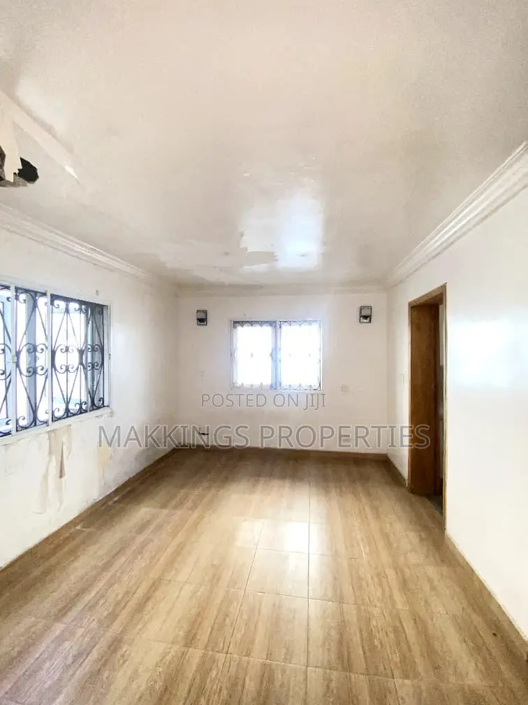 4bdrm Duplex in Ologolo for rent in Ologolo