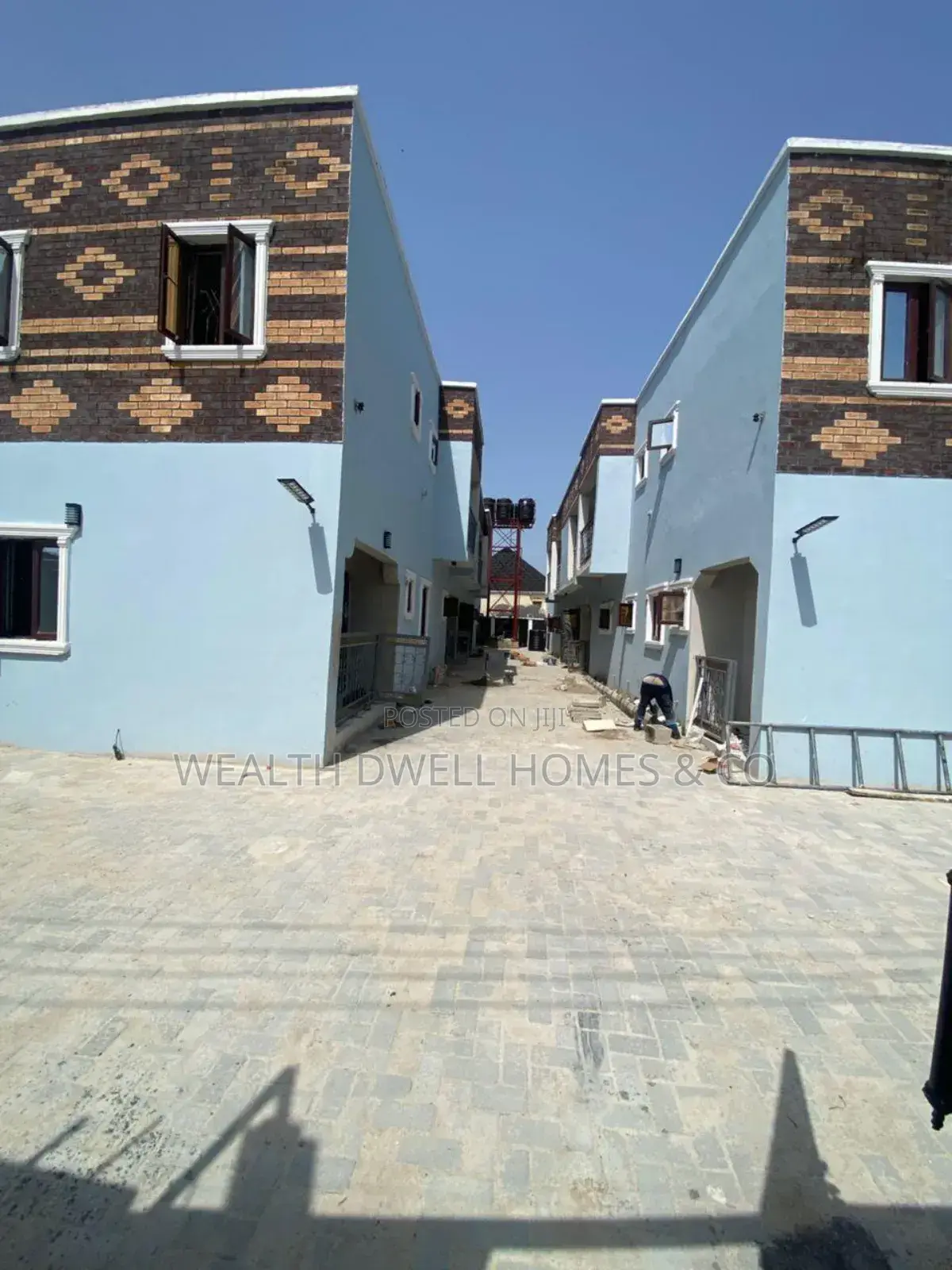 Furnished 2bdrm Block of Flats in Lekki for sale in Lekki