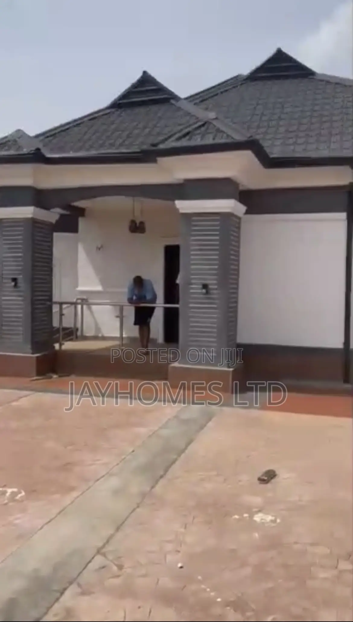 3bdrm Bungalow in Okpanam Asaba, Oshimili South for sale in Oshimili South
