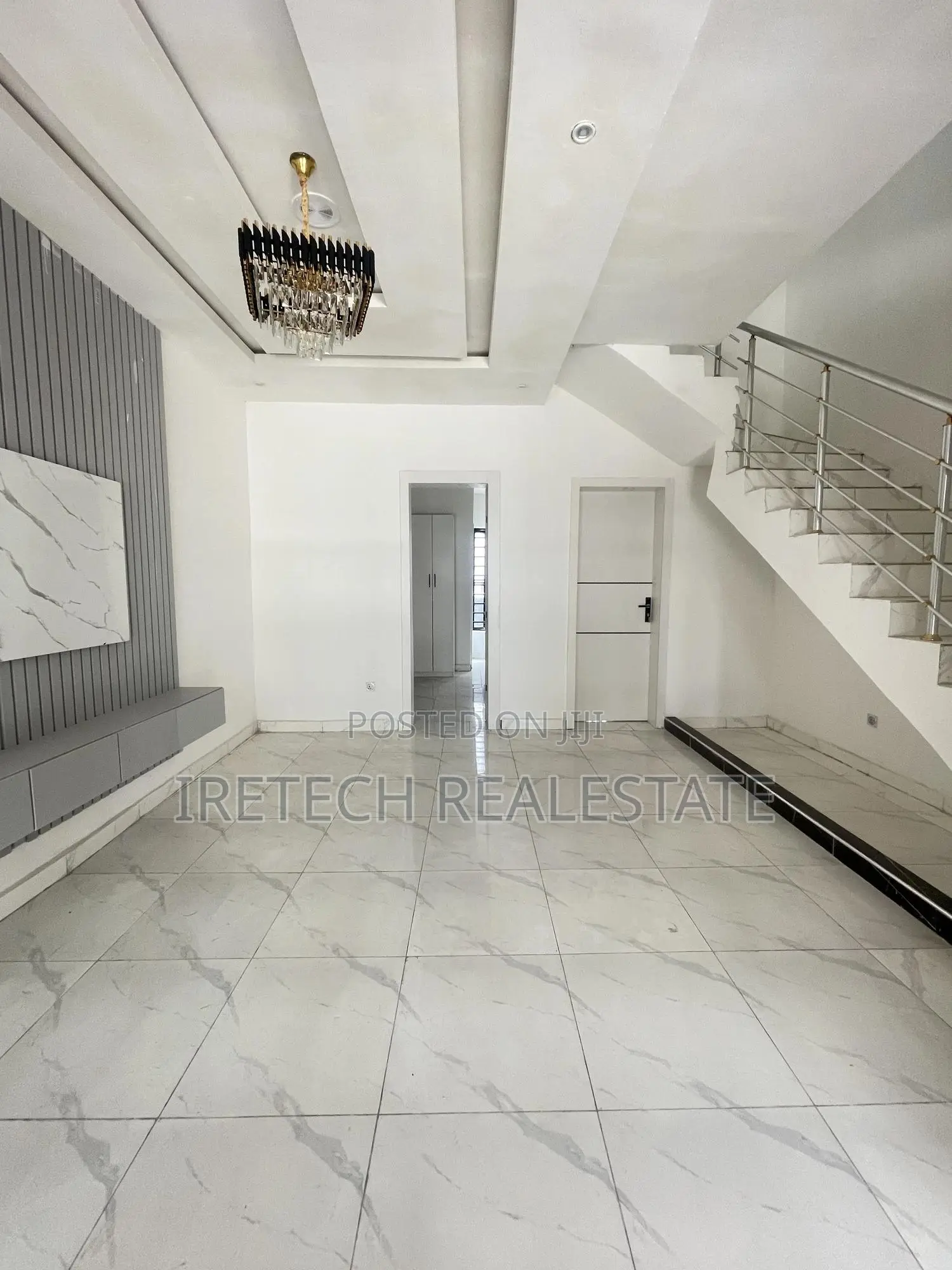 3bdrm Townhouse/Terrace in Ikota Gra for sale in Ikota