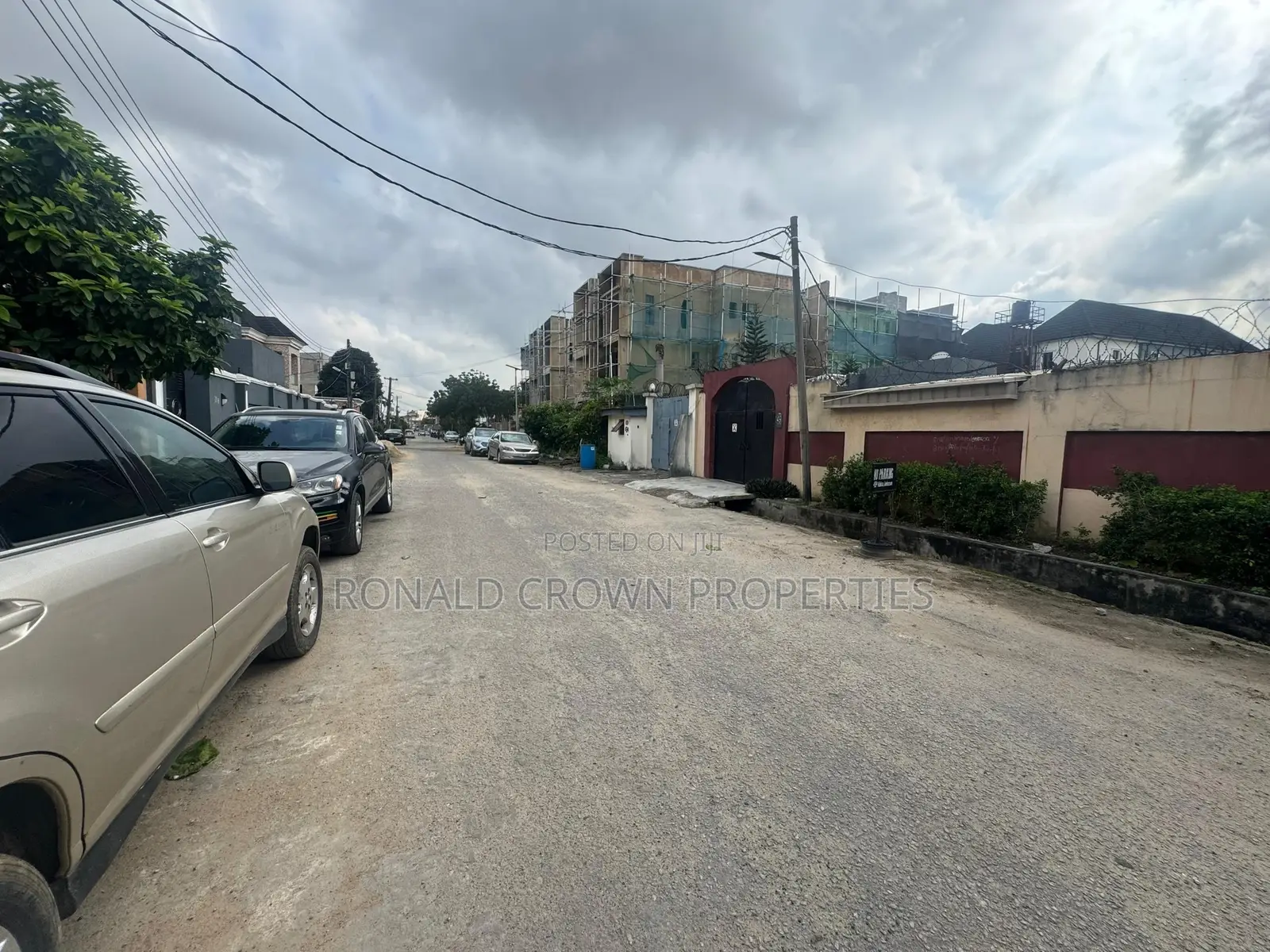 5bdrm Duplex in Adeniyi Jones for sale in Adeniyi Jones