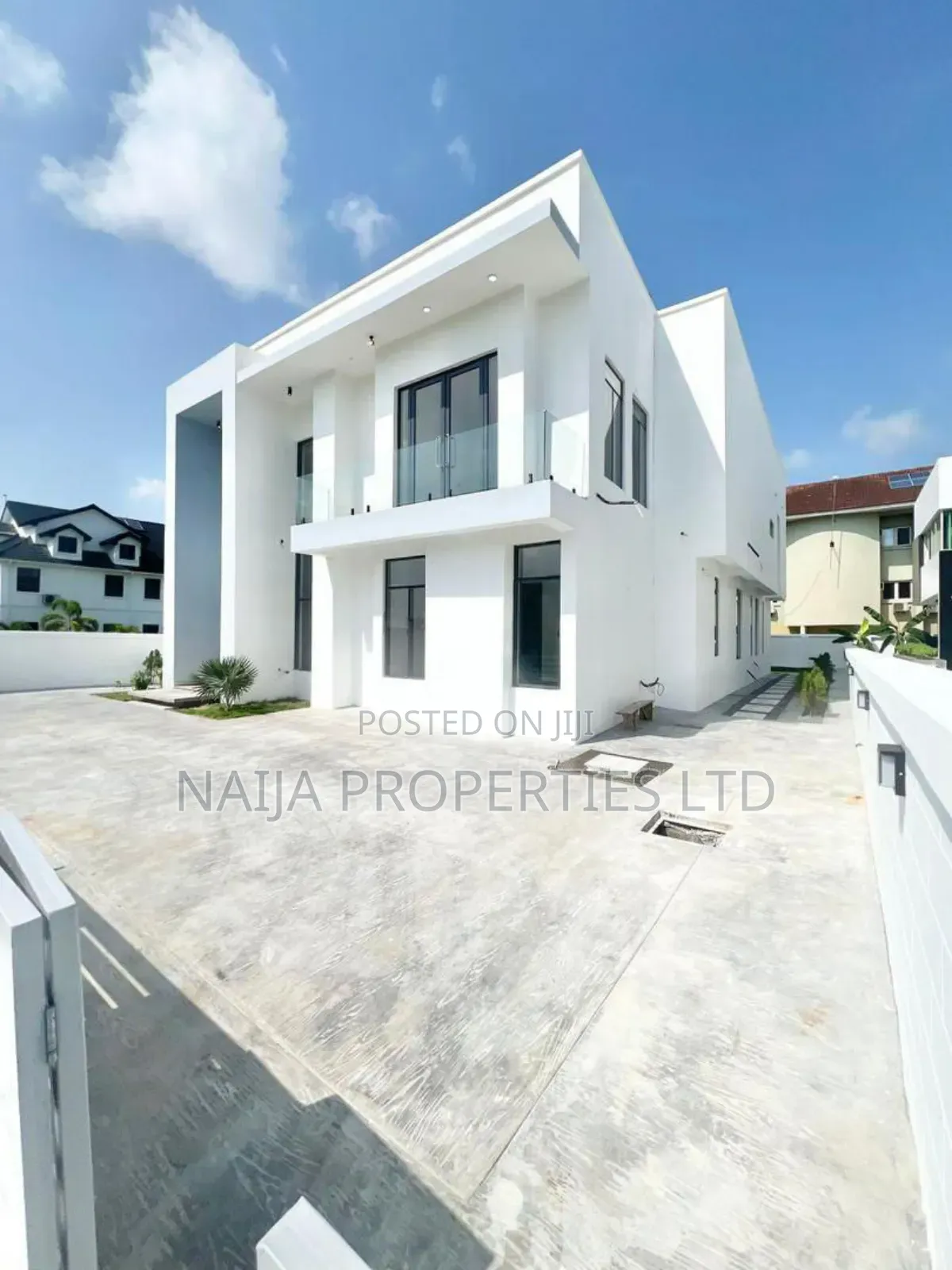 5bdrm Duplex in Royal Garden Estate, Ajah for sale in Ajah