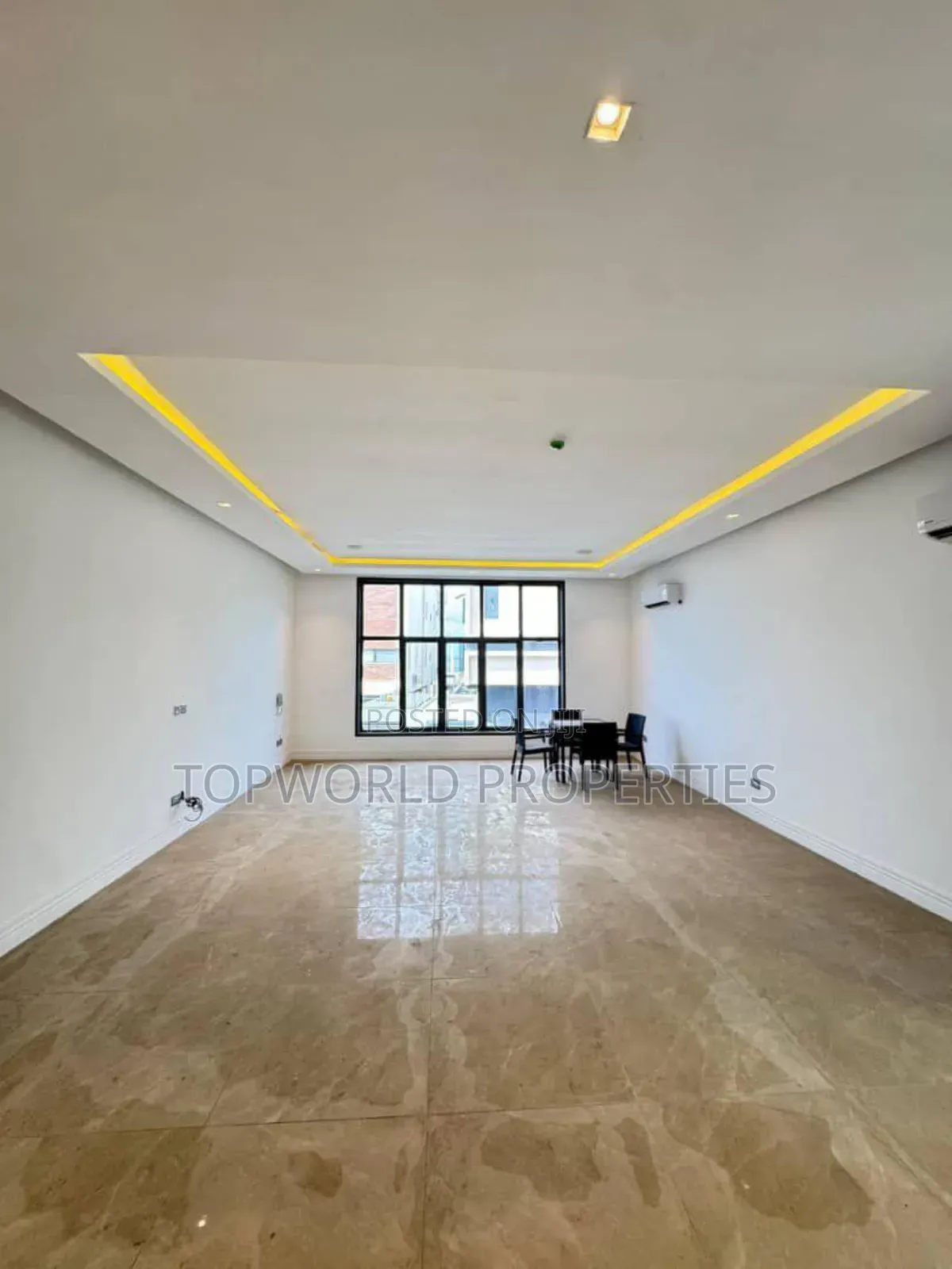 5bdrm Duplex in Banana Island for sale in Banana Island
