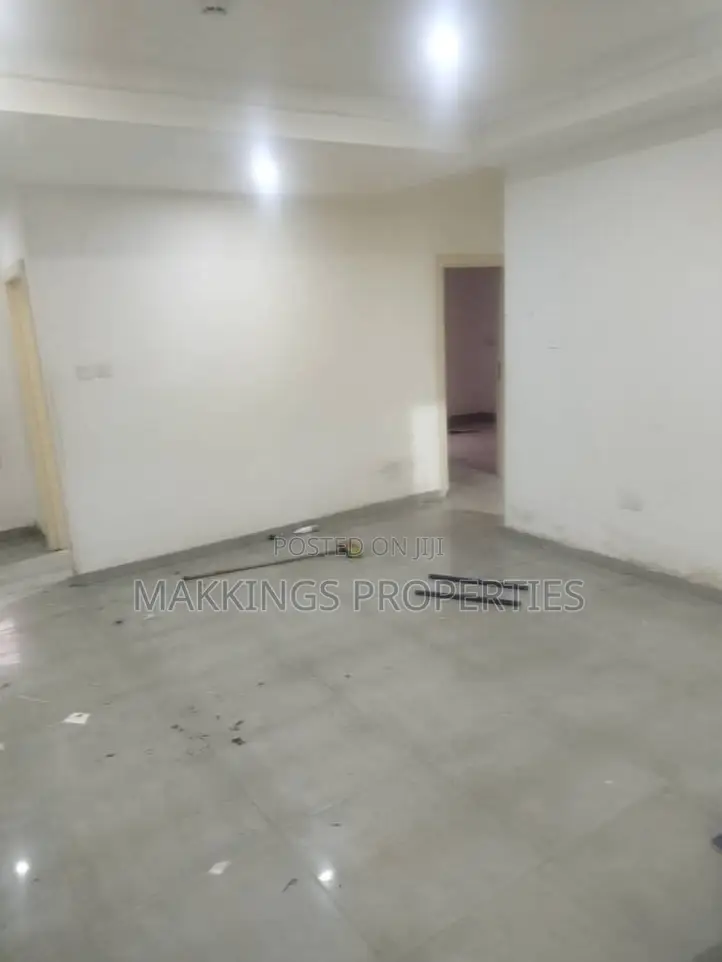 3bdrm Apartment in Osapa london for rent in Osapa london