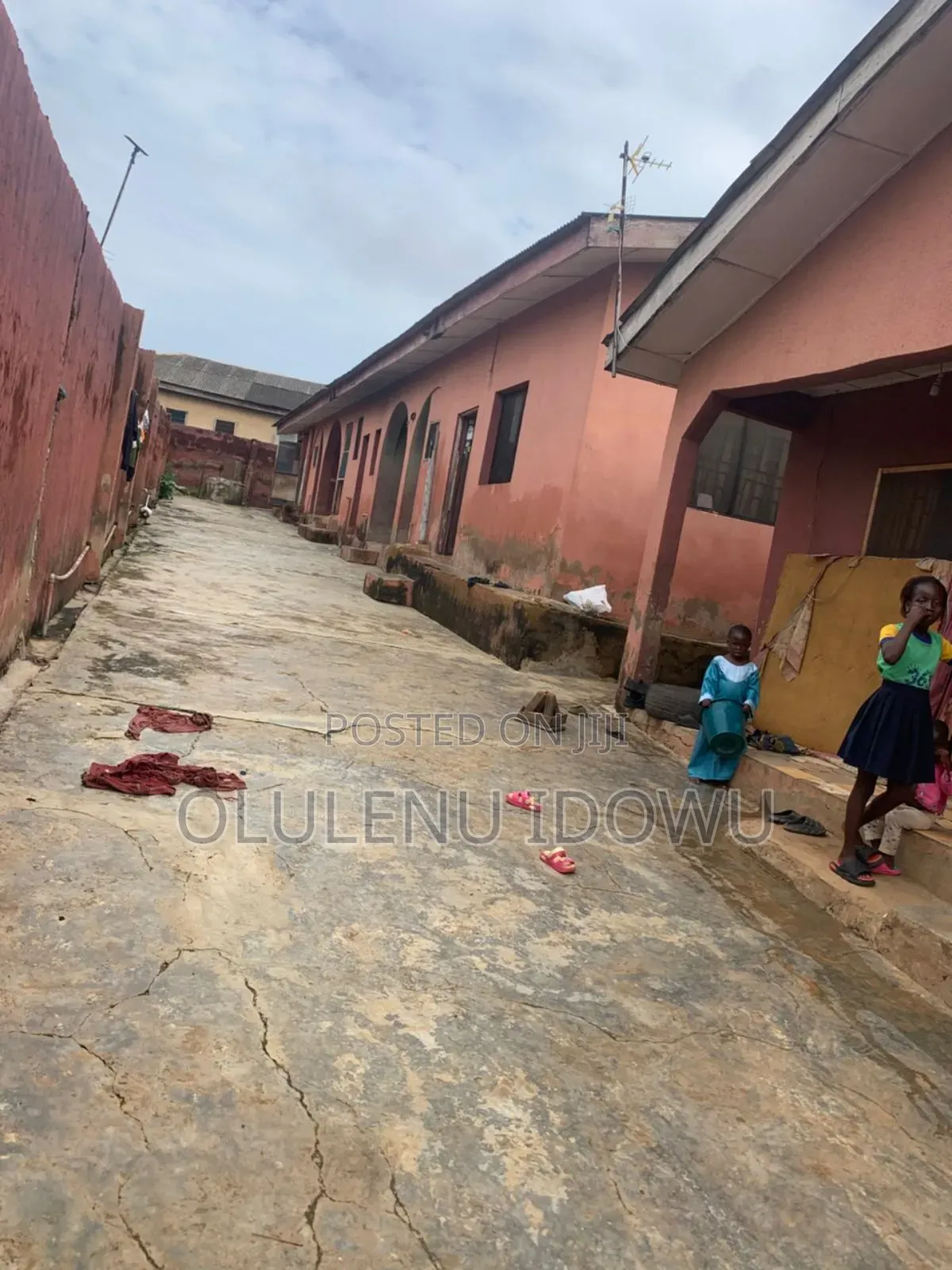 Furnished 3bdrm Block of Flats in Igando / Ikotun/Igando for sale in Igando / Ikotun/Igando