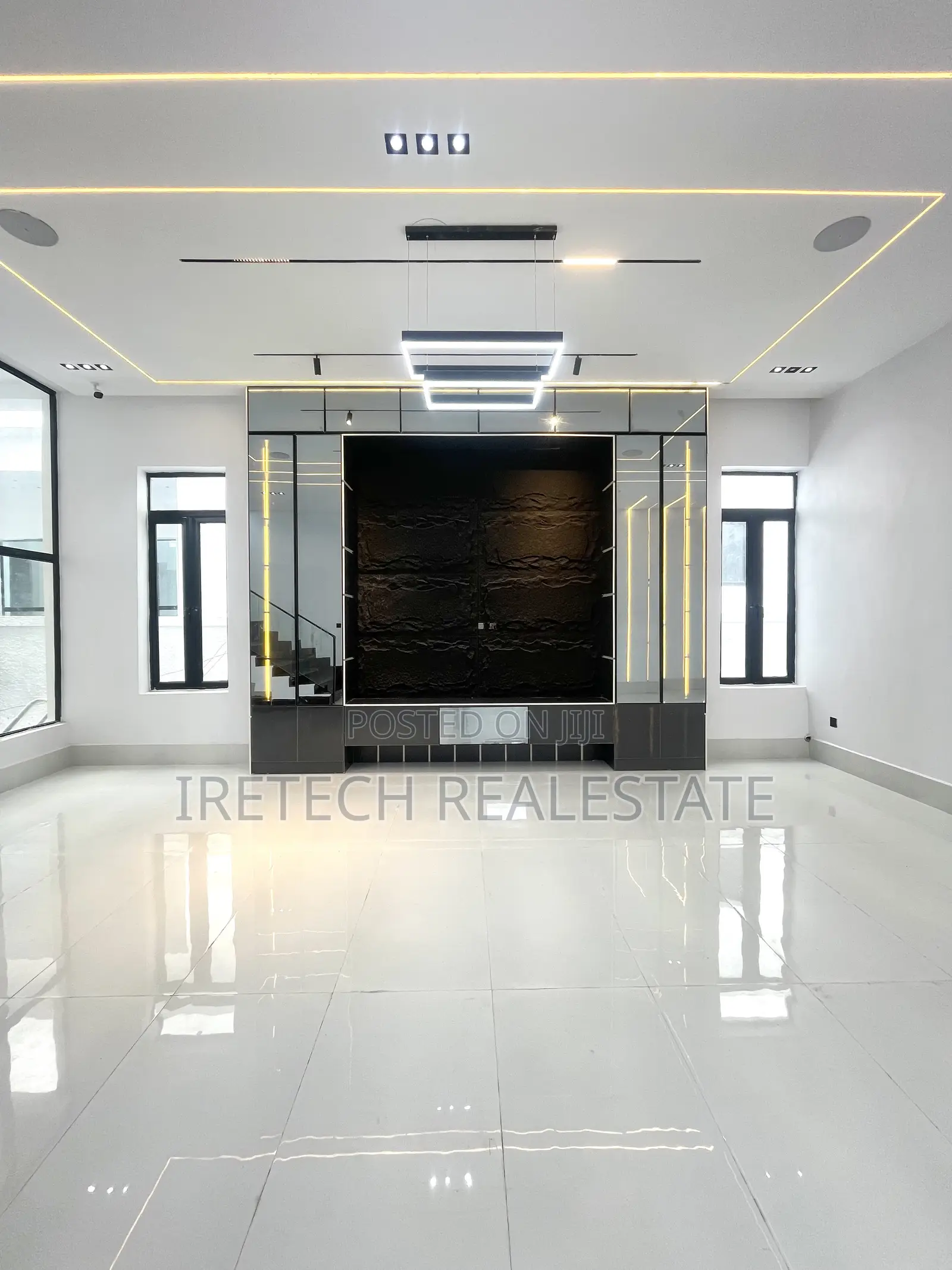 5bdrm Duplex in Ado / Ajah for sale in Ado / Ajah