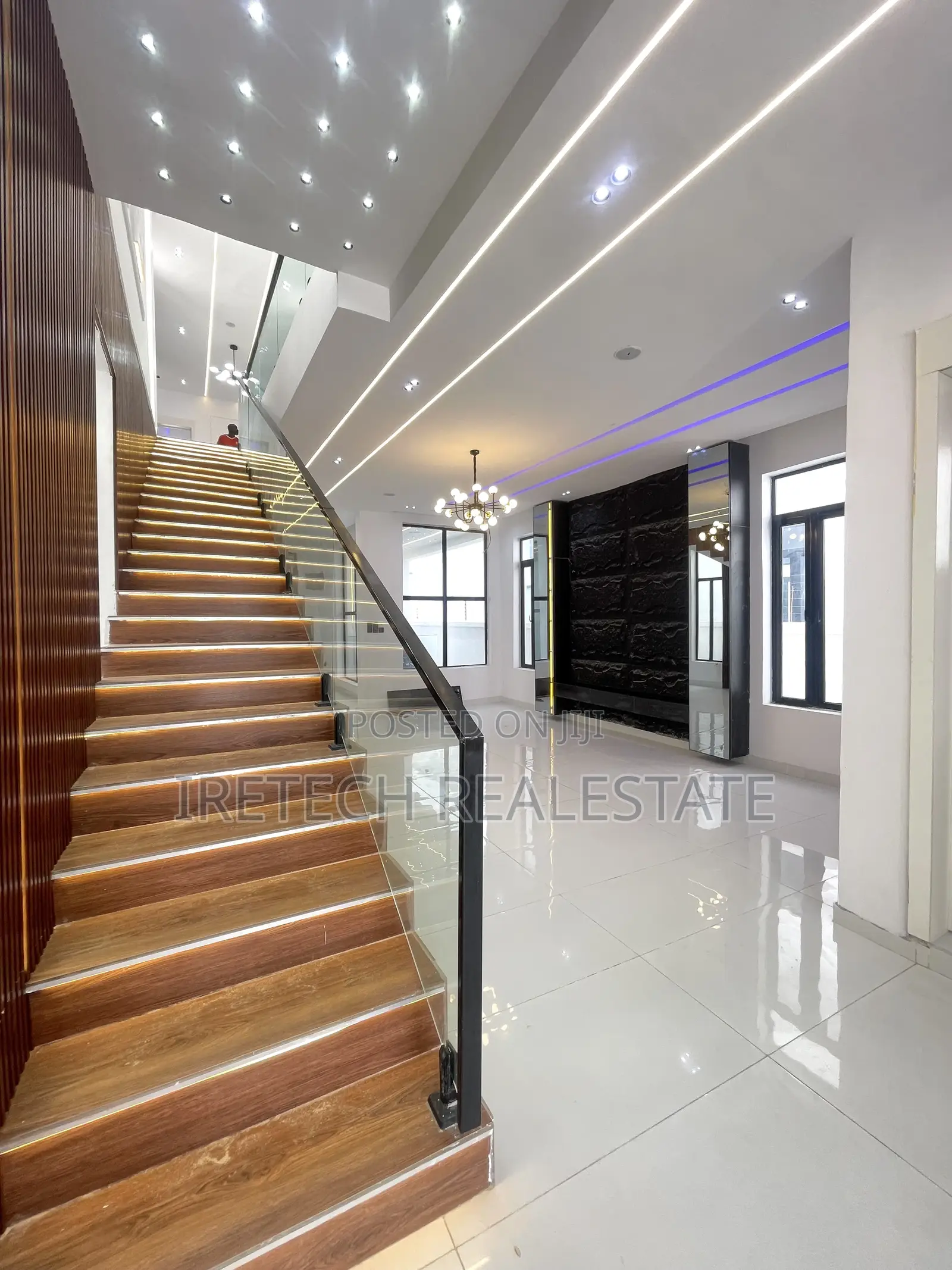 5bdrm Duplex in Ado / Ajah for sale in Ado / Ajah