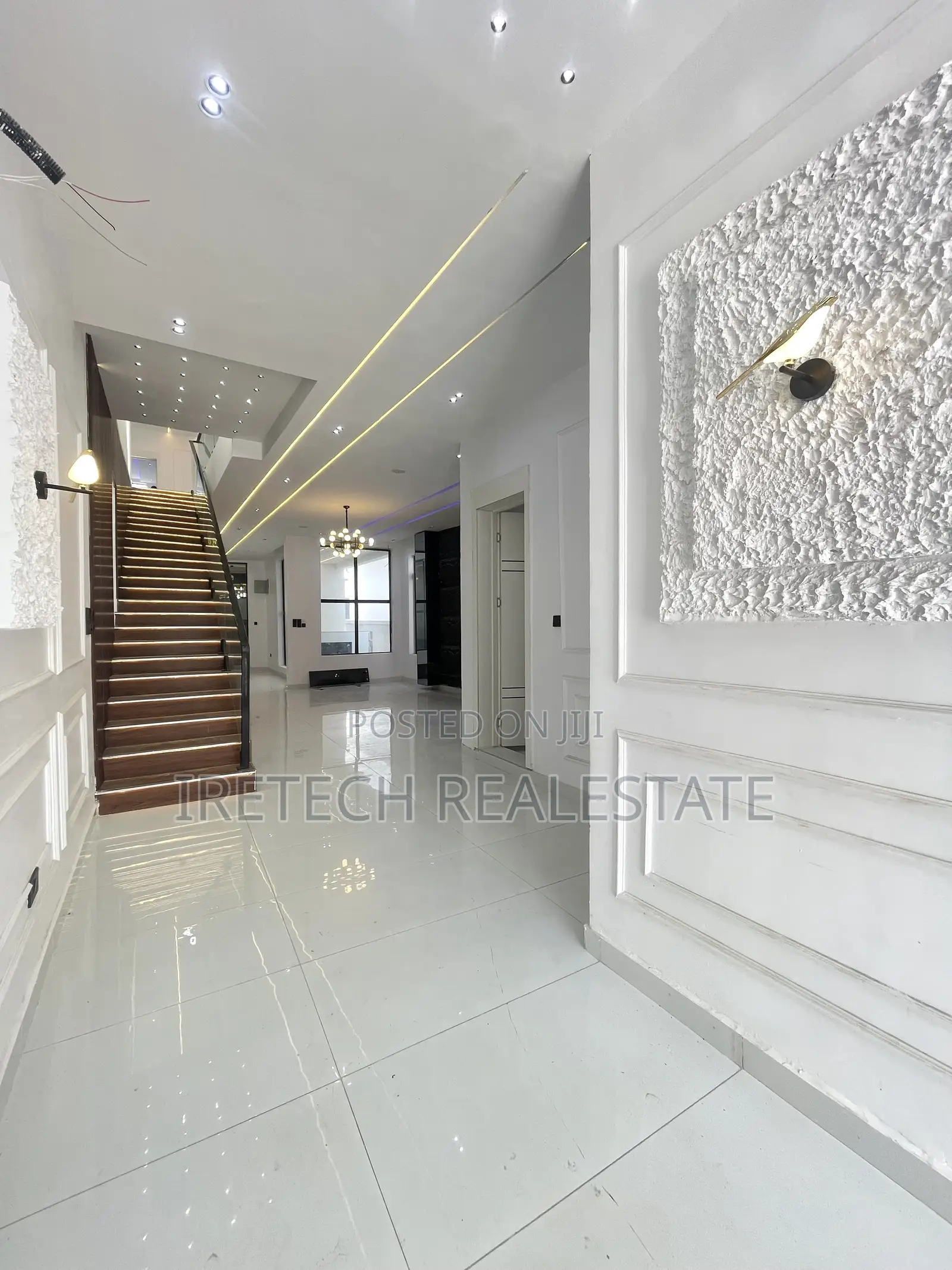5bdrm Duplex in Ado / Ajah for sale in Ado / Ajah
