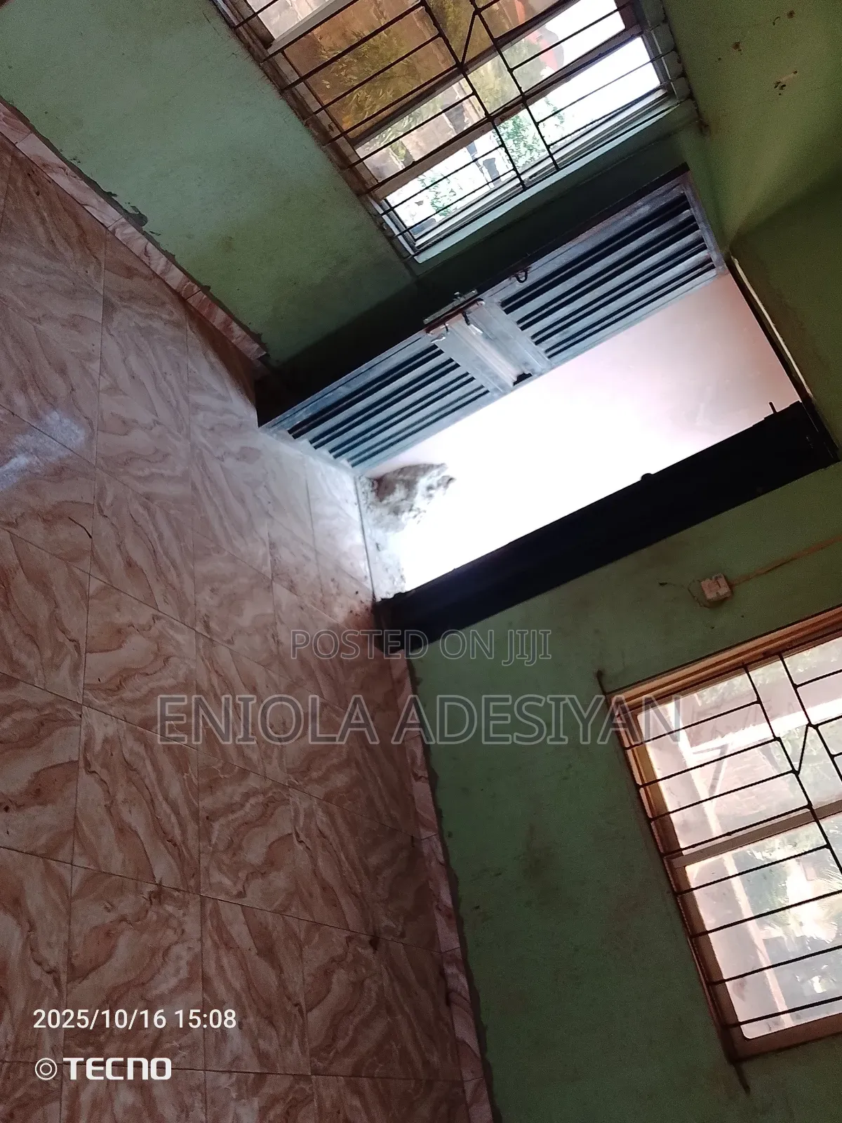 2bdrm Block of Flats in Mr Biggs, Igbogbo for rent in Igbogbo