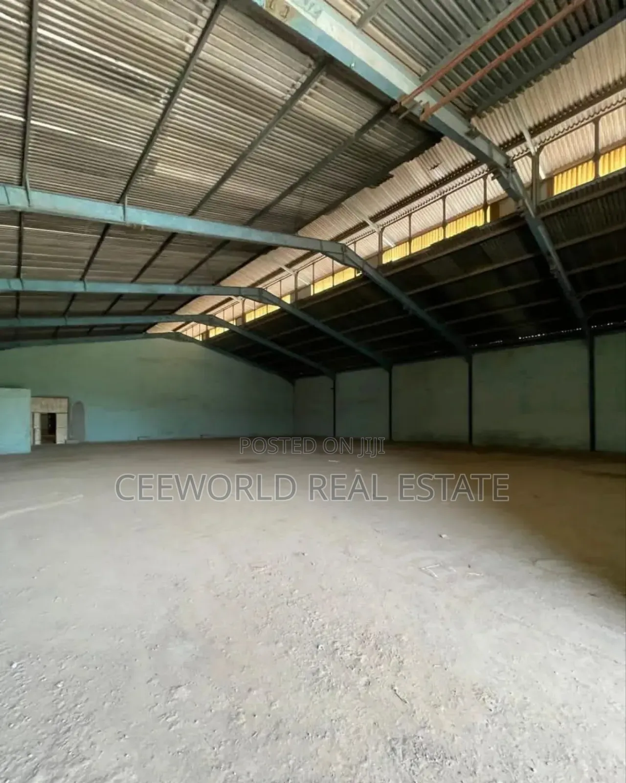 2500 SQM Warehouse With Offices at Podo Off New Garage Off Challenge in CHallenge / Ibadan