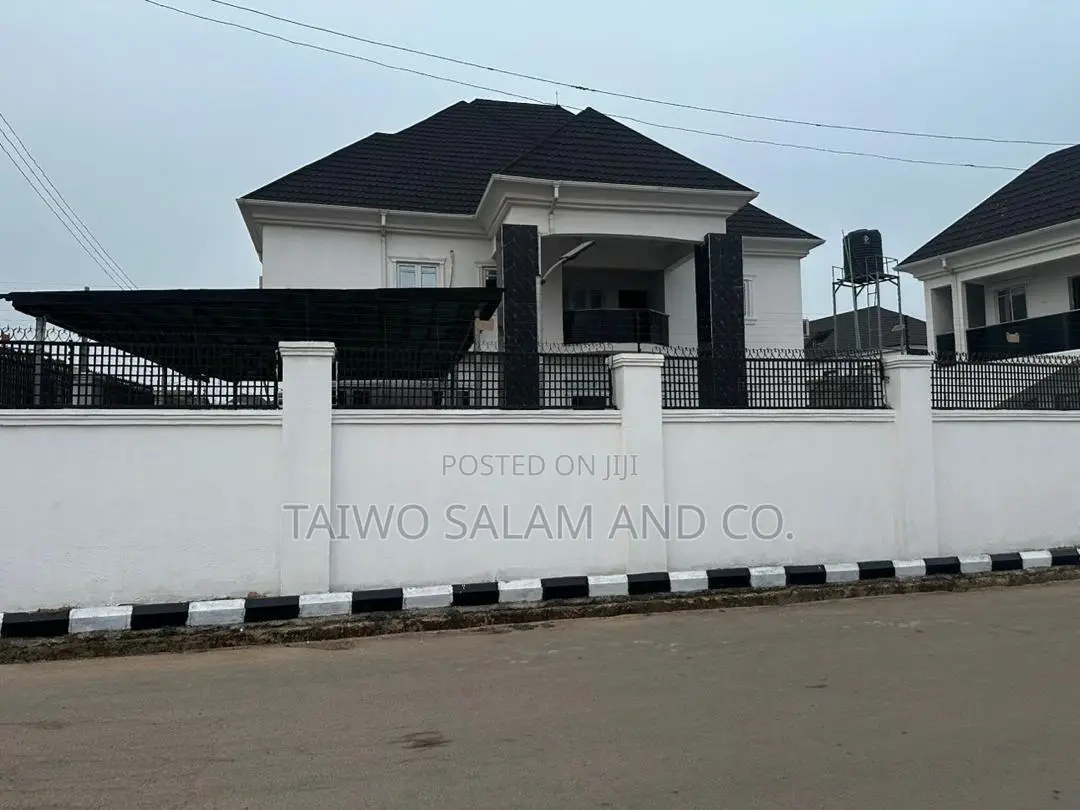 7bdrm Duplex in Akala Express for sale in Akala Express