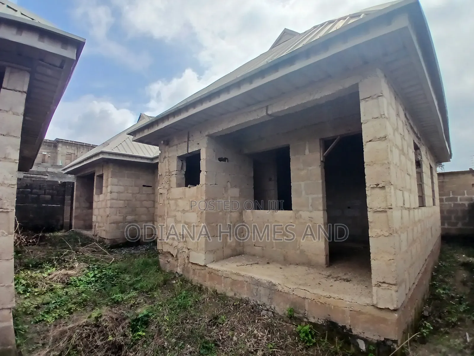8bdrm Bungalow in Promiseland, Elebu, Akala Express for sale in Akala Express