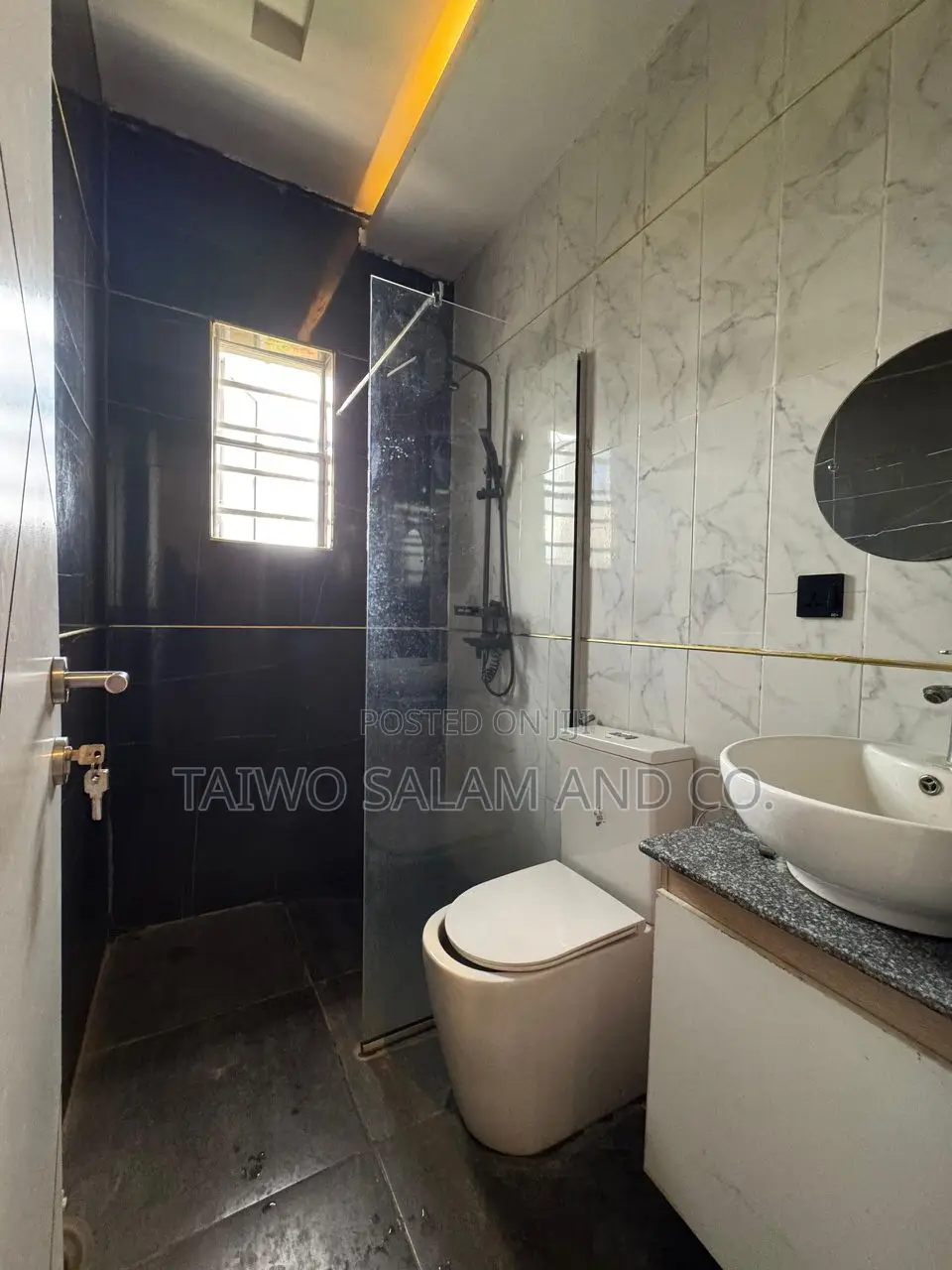 4bdrm Duplex in Akobo for sale in Akobo