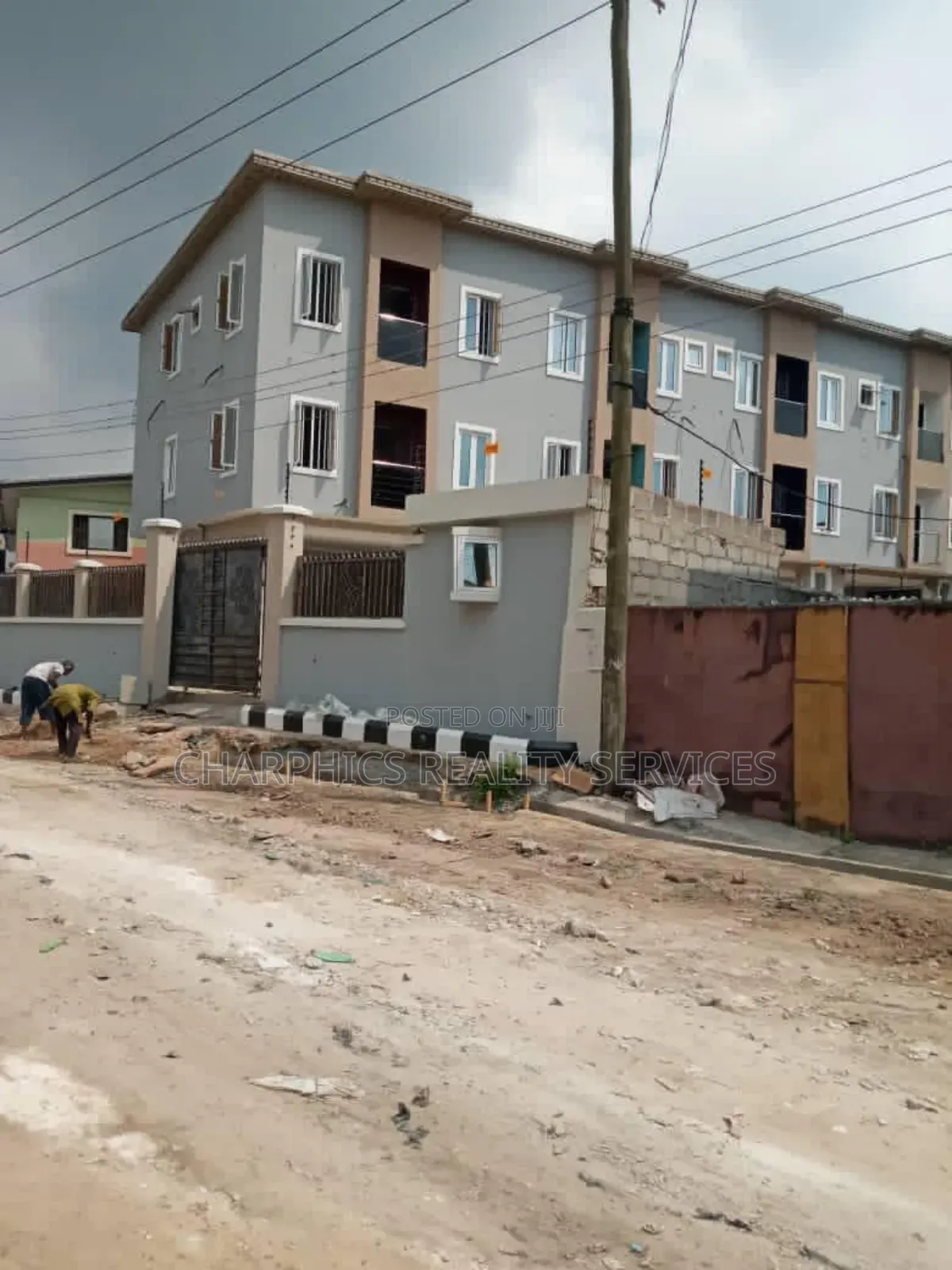 3bdrm Duplex in Surulere for sale in Surulere