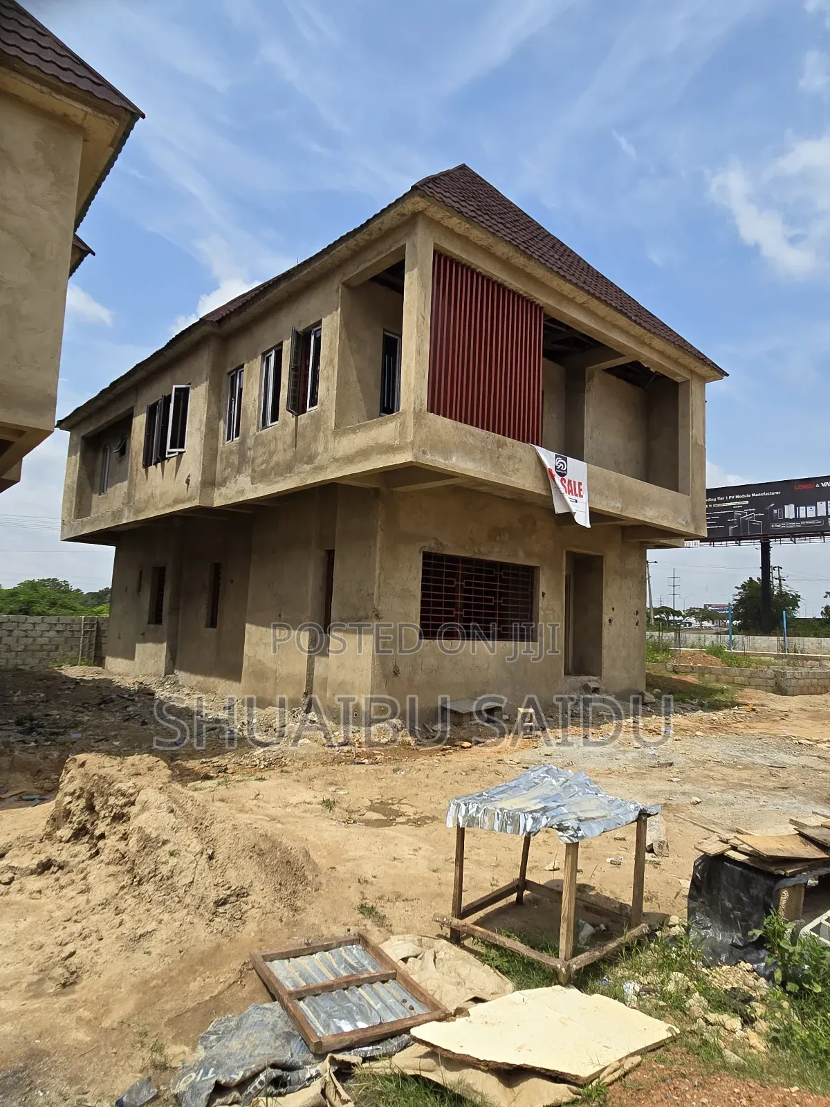 5bdrm Duplex in Aqua Planet Resort, Central Business District for sale in Central Business District