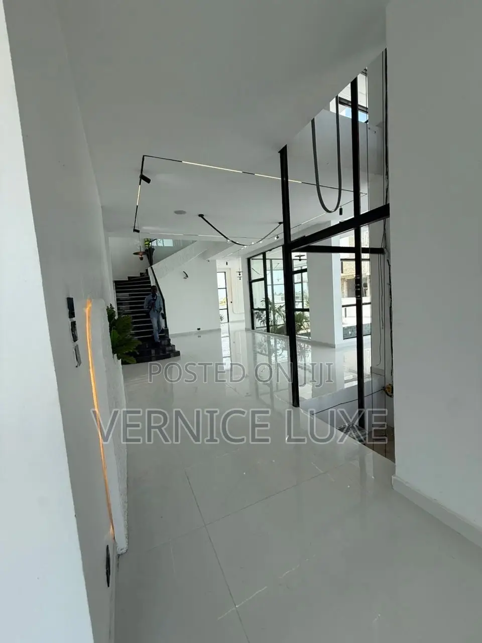 5bdrm Duplex in Osapa, Lekki for sale in Osapa london