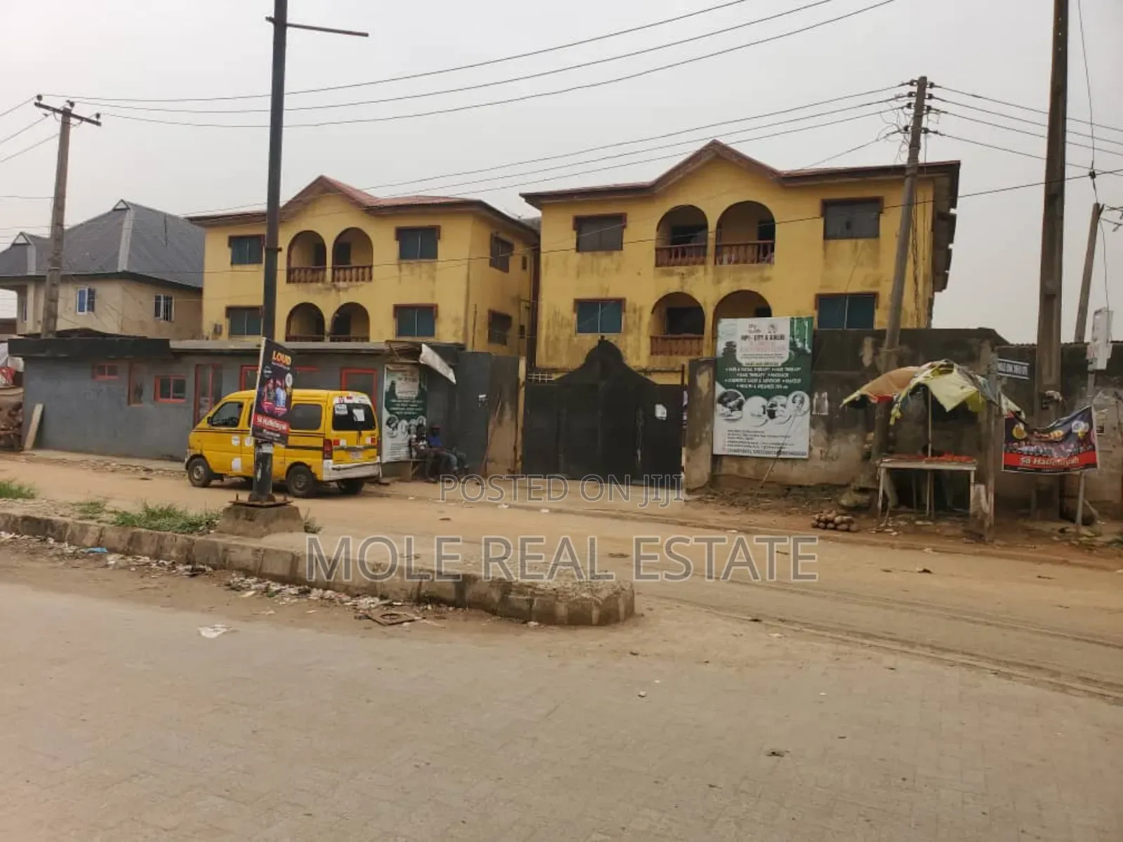 5 Acers Mowe Bustop Facing Lagos Ibadan Expressway in Obafemi-Owode