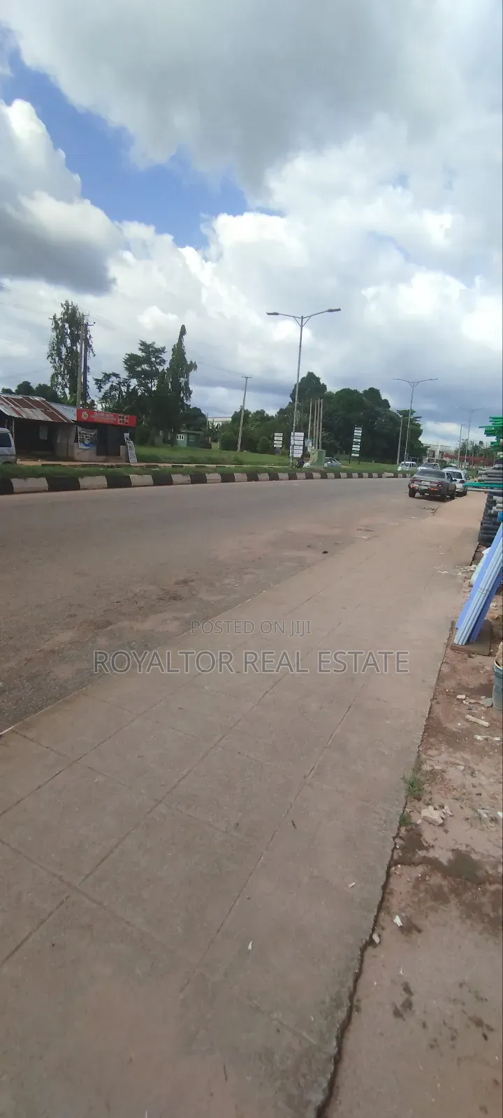 9 Plots for Sale Along Airport Road in Benin City