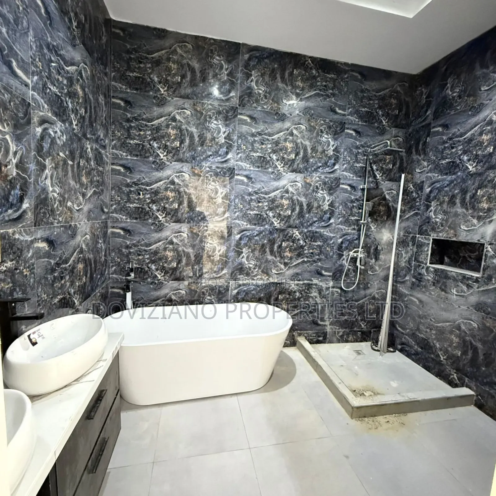 3bdrm Duplex in Lekki for sale in Lekki