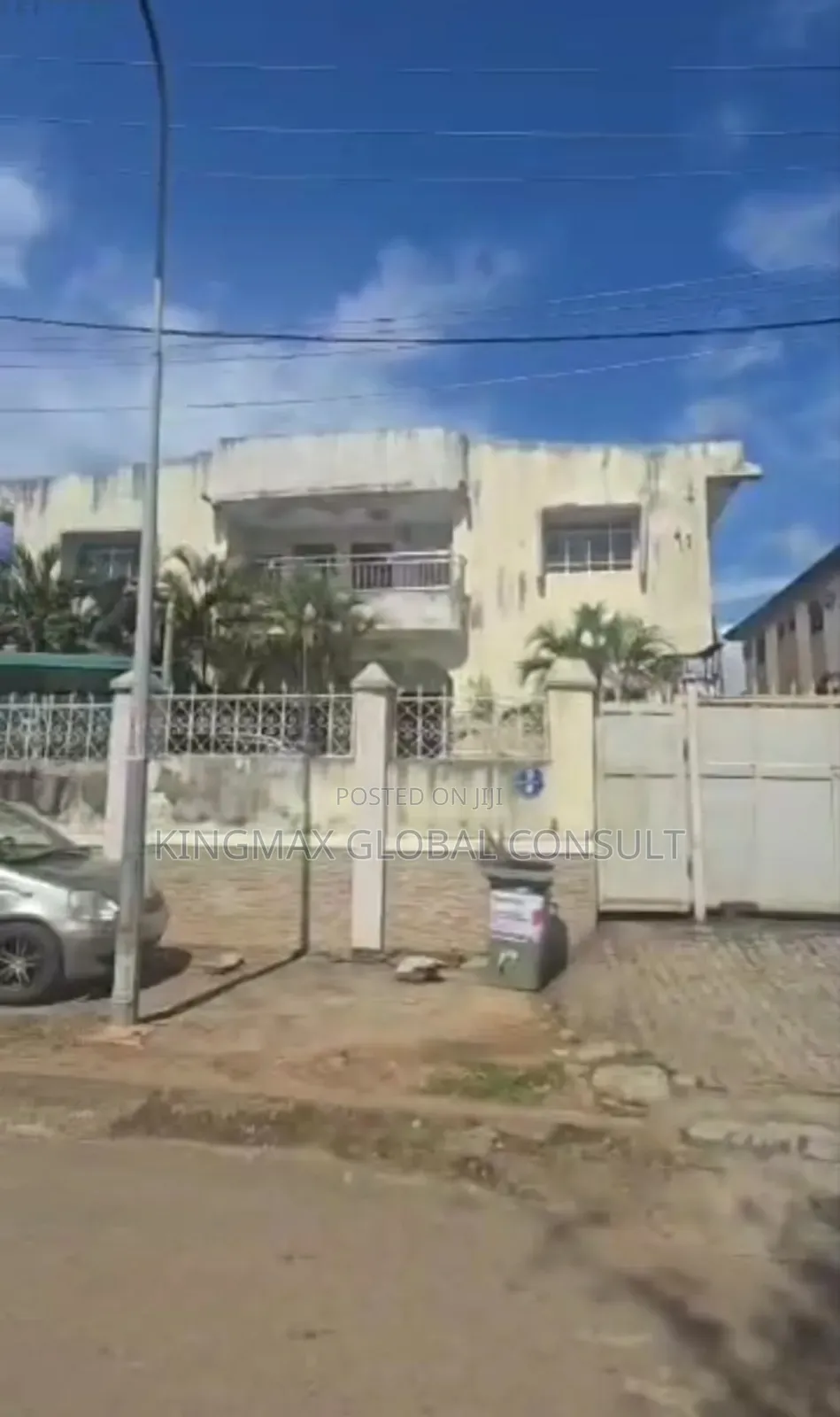 Furnished 6bdrm Duplex in Garki Area 8 for sale in Area 8
