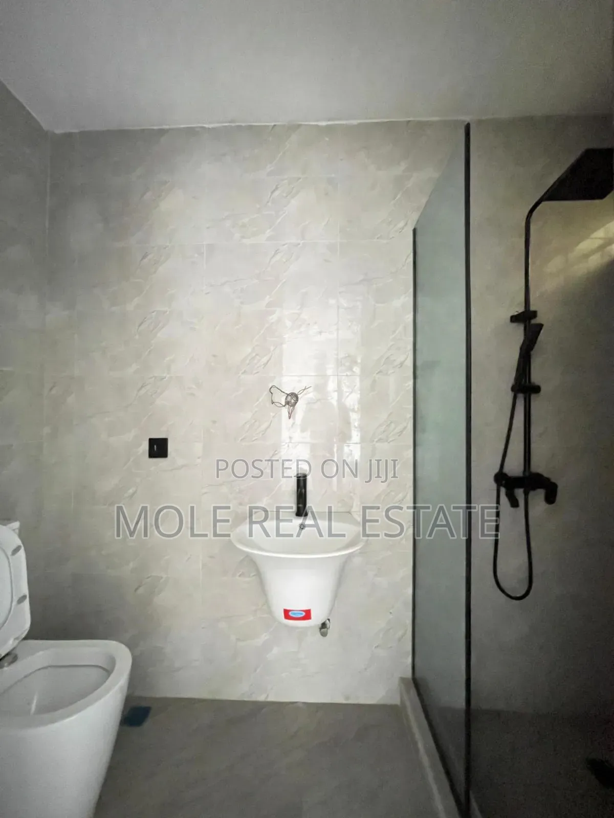Furnished 3bdrm Block of Flats in Omole for sale in Omole Phase 1
