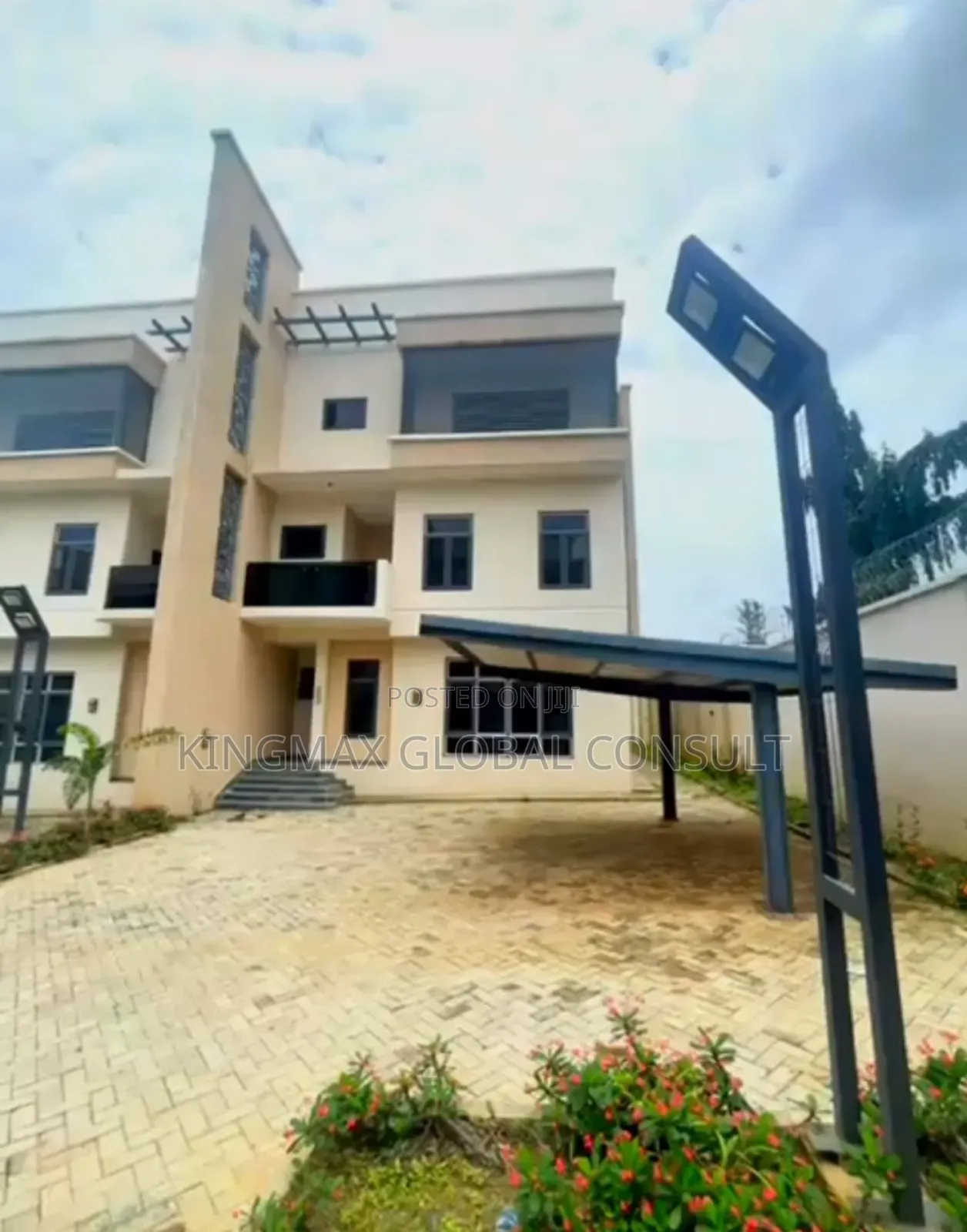 6bdrm Duplex in Guzape District for sale in Guzape District