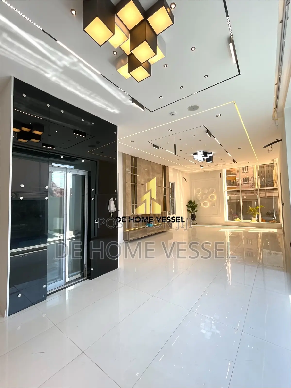 5bdrm Duplex in Lekki Phase 1 for sale in Lekki Phase 1