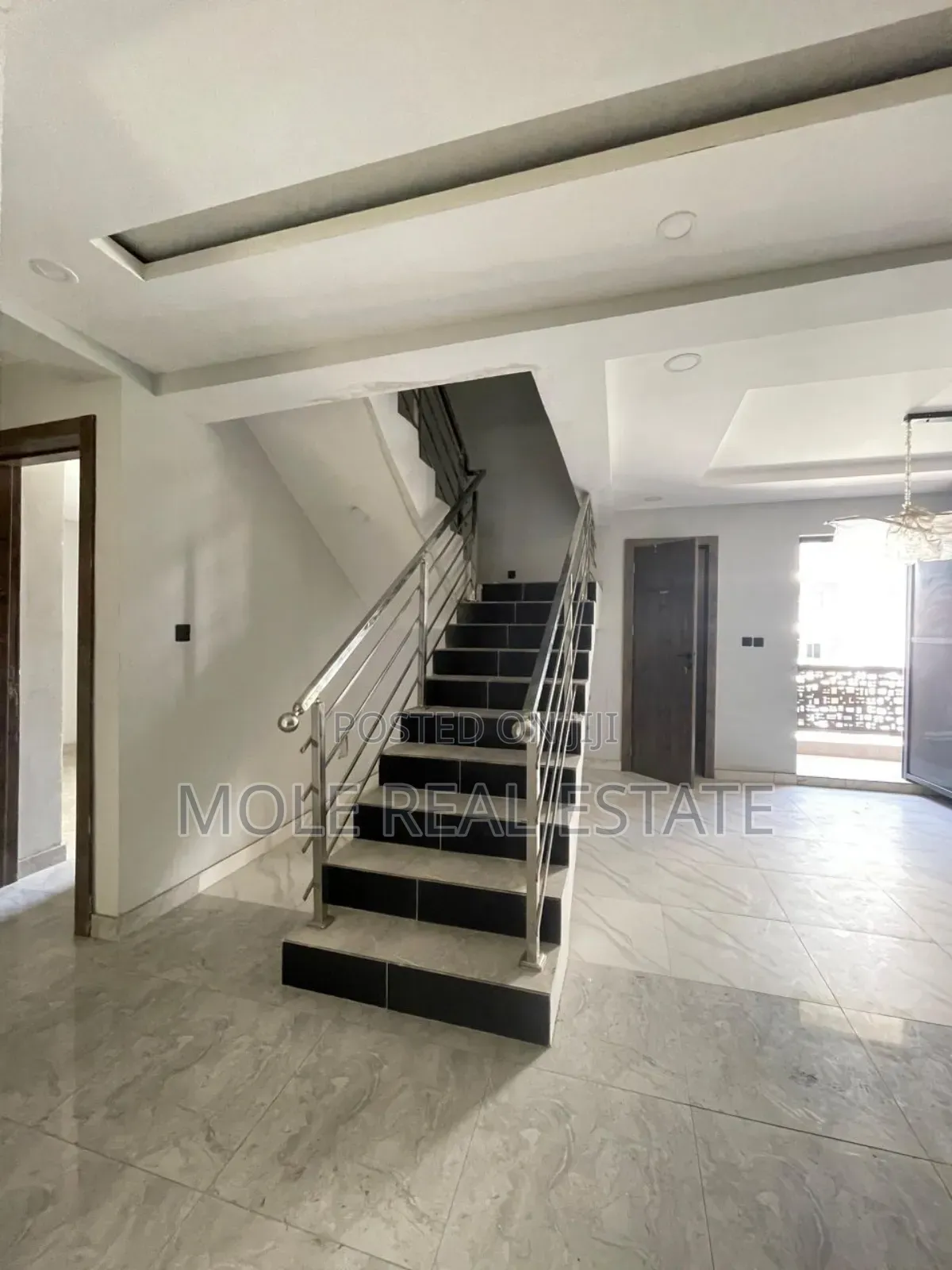 Furnished 4bdrm Duplex in Magodo, Ikoyi for sale in Ikoyi