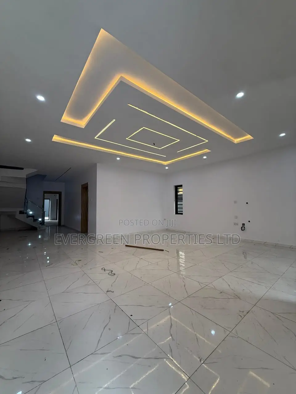 5bdrm Duplex in Shobande Omolayo, Akobo for sale in Akobo