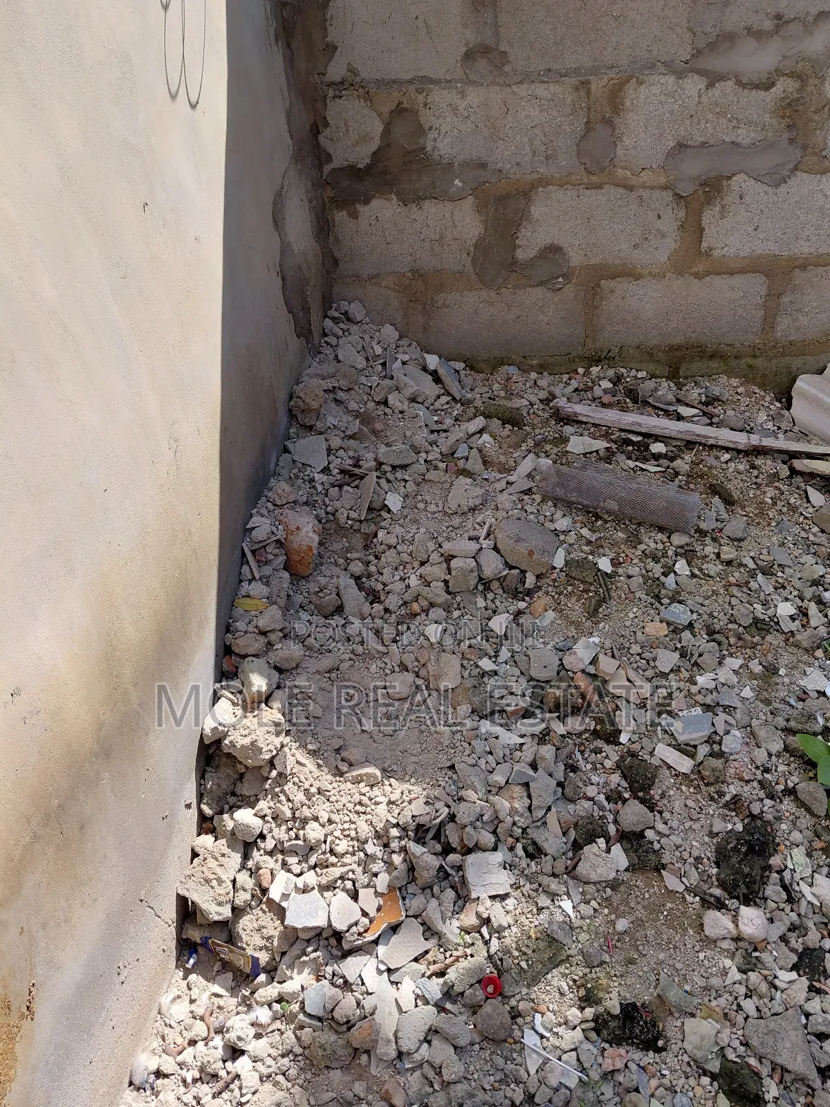 588sqm Plot Kudirat Abiola Way Facing The Rd in Ikeja