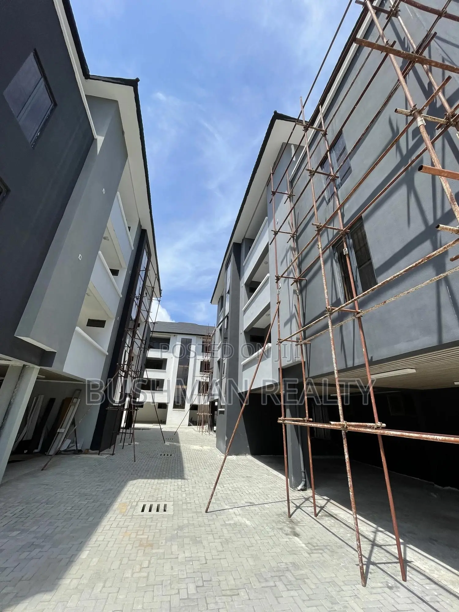 2bdrm Apartment in Lekki Phase 1 for rent in Lekki Phase 1