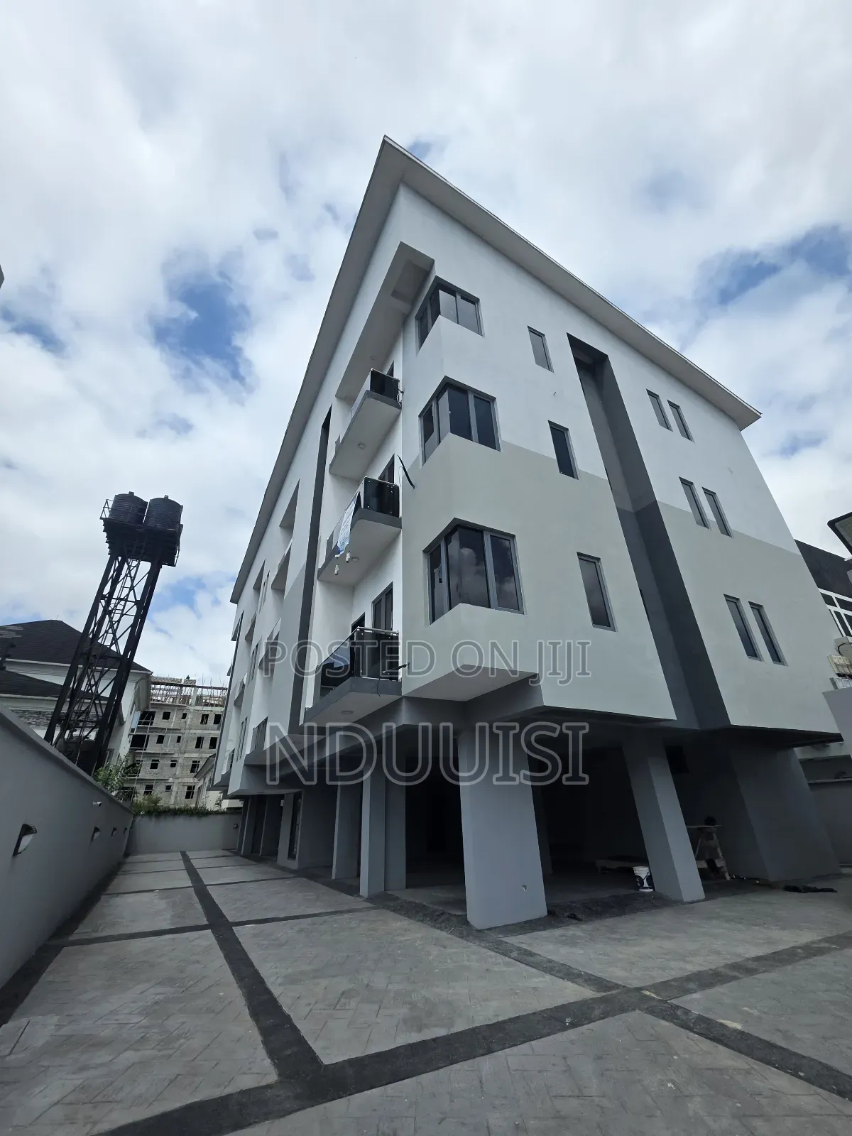 3bdrm Apartment in Lekki Phase 1 for sale in Lekki Phase 1