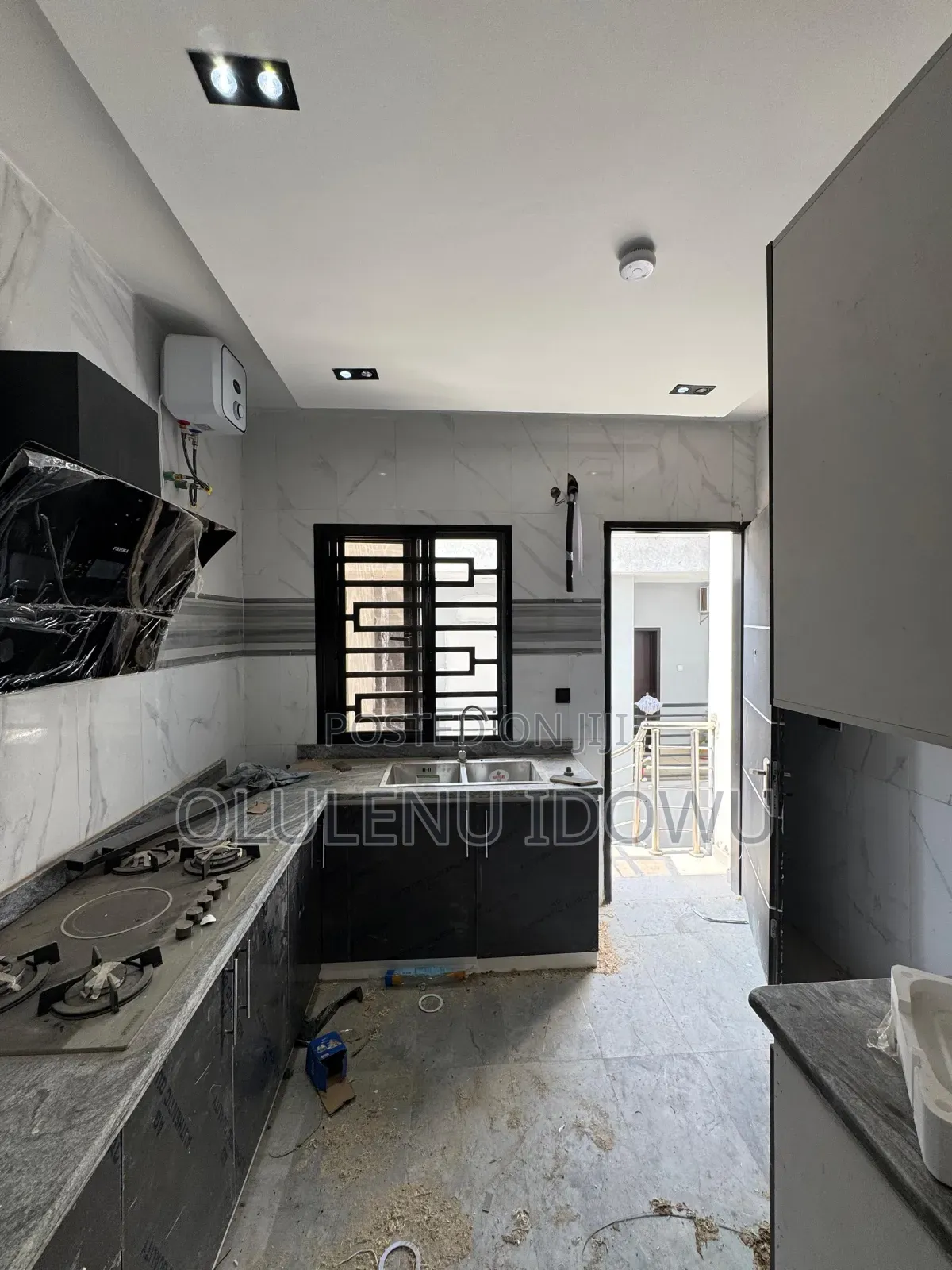 Furnished 4bdrm Duplex in GRA Phase 2 Shangisha for sale in GRA Phase 2 Shangisha