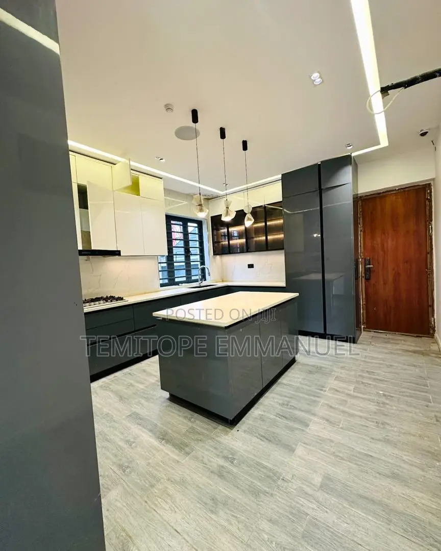 Furnished 5bdrm Duplex in Adeniyi Jones, for sale in Adeniyi Jones