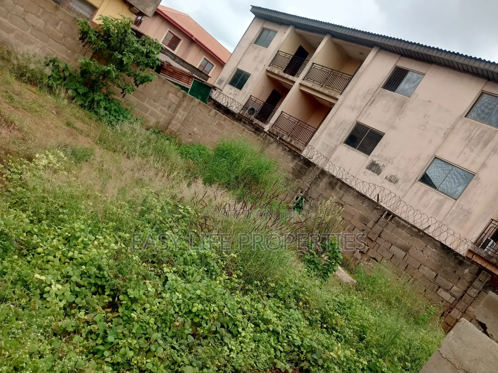 Half Plot of Land at Alakia – 2 Minutes to Vintage Mall Junction in Alakia