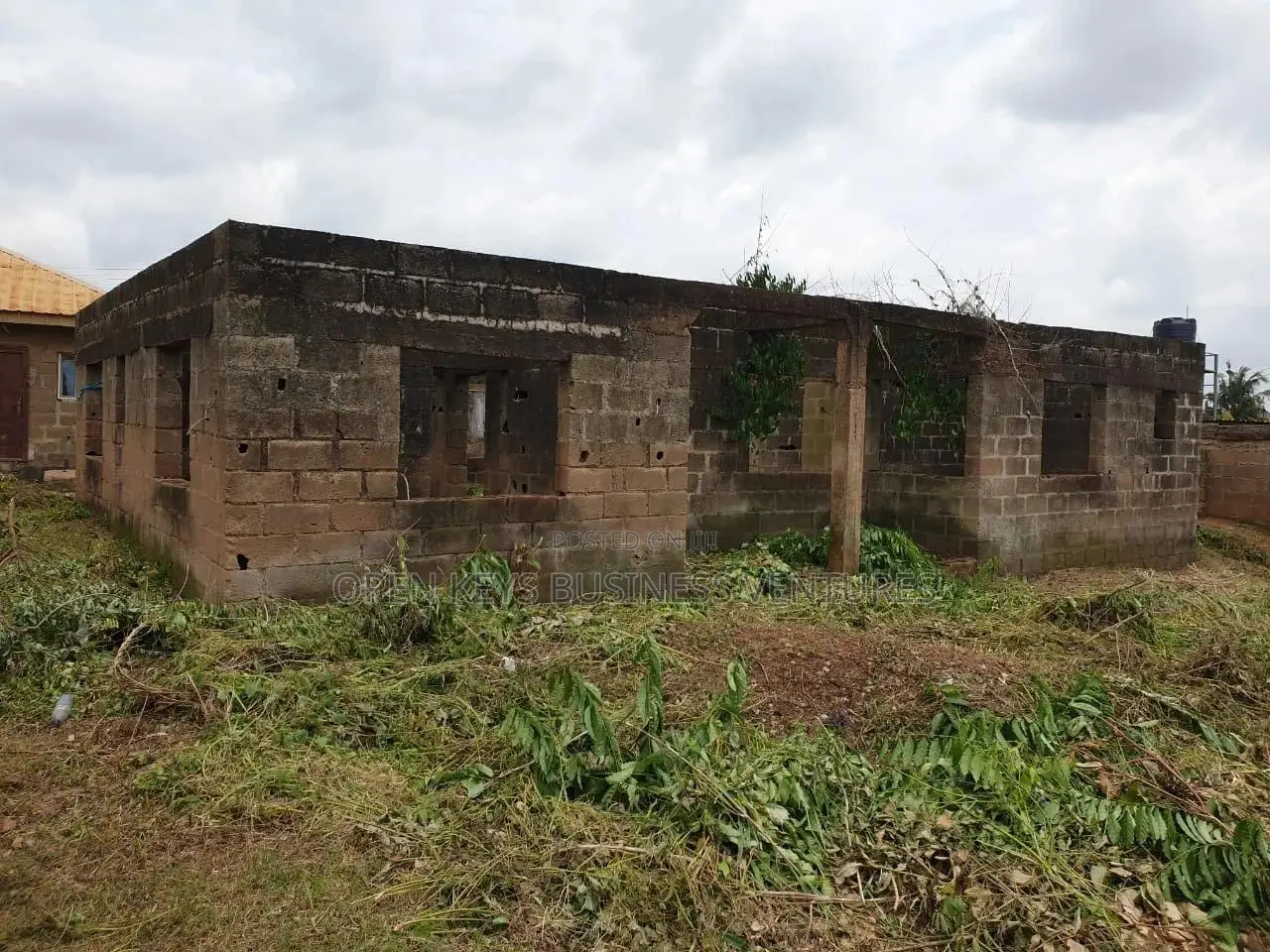 3bdrm Bungalow in Wire And Cable, Apata for sale in Apata