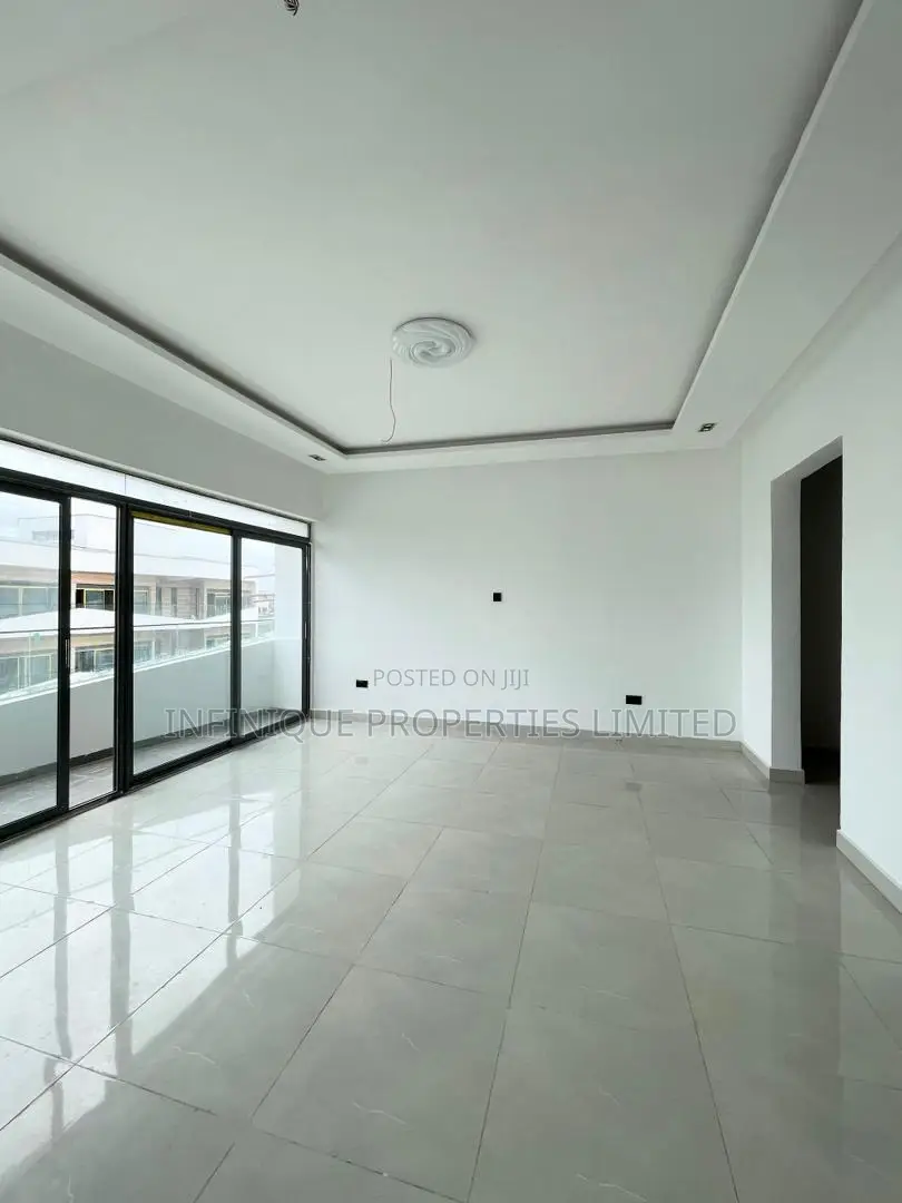 4bdrm Townhouse/Terrace in Ikate for sale in Ikate