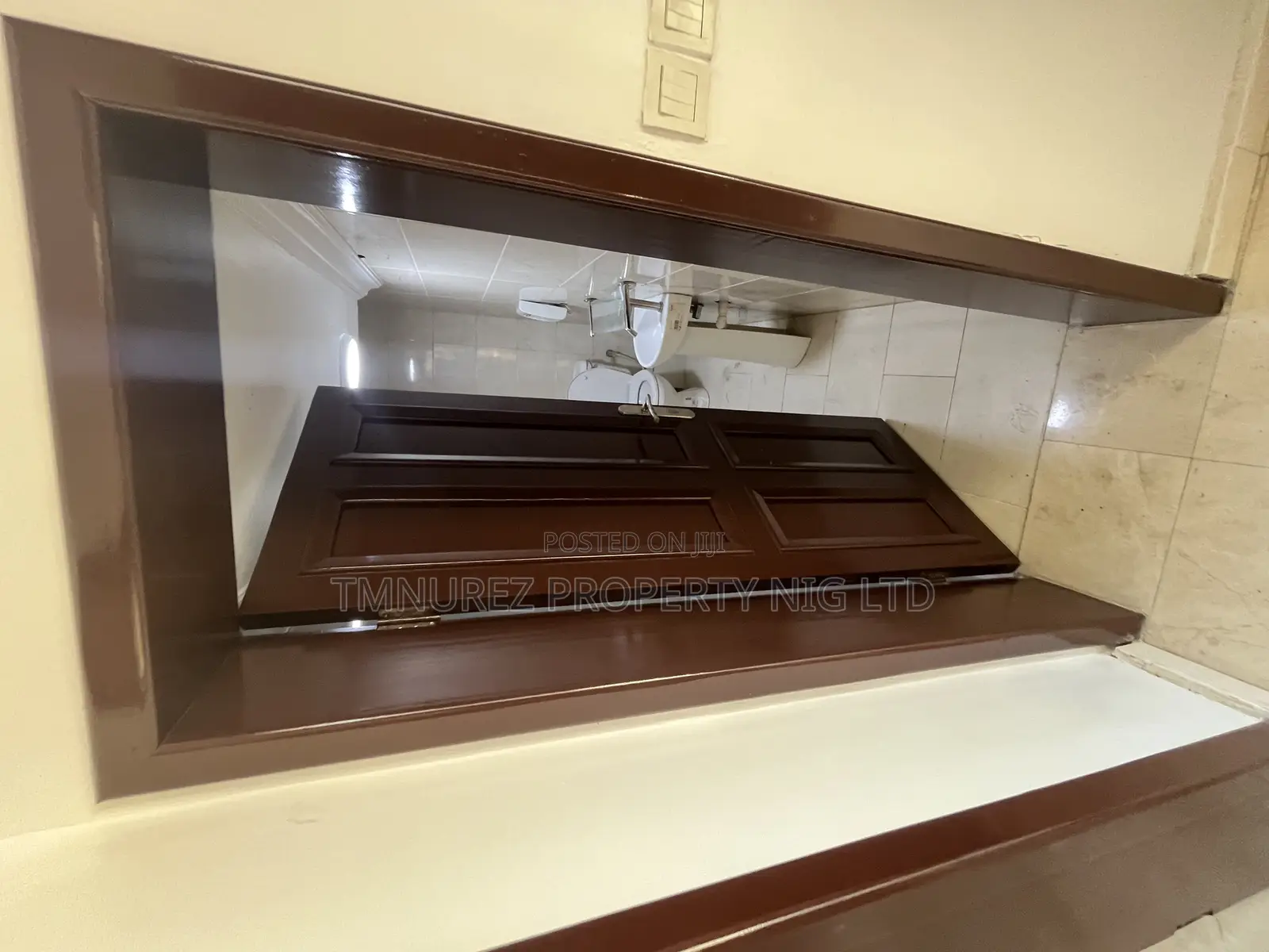 2bdrm Apartment in Lekki Phase 1 for rent in Lekki