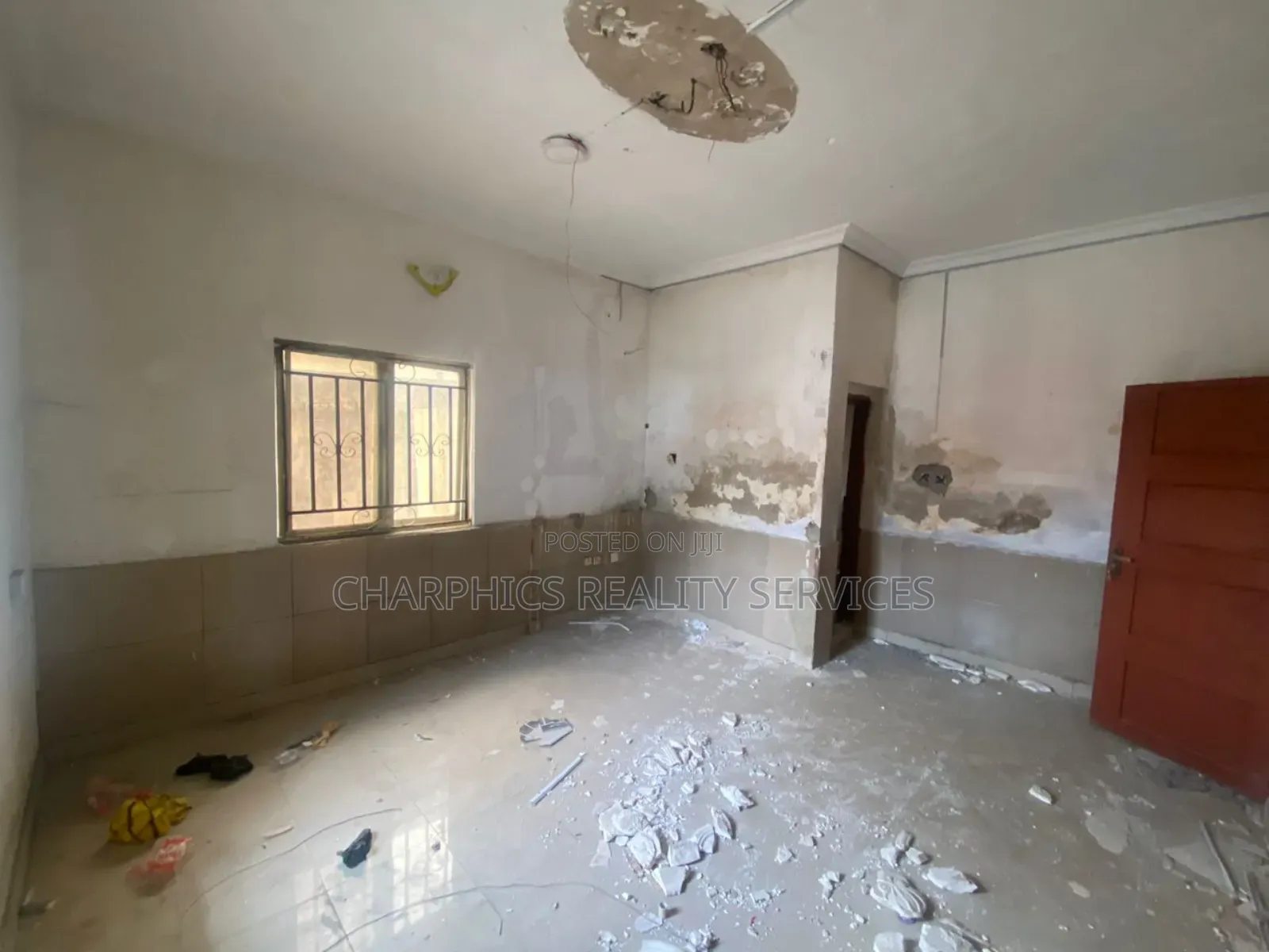 12 Rooms Detached House Warehouse at Ogudu in Ogudu