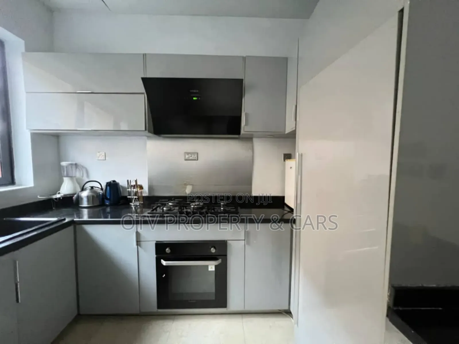 Furnished 3bdrm Townhouse/Terrace in Banana Island for sale in Banana Island