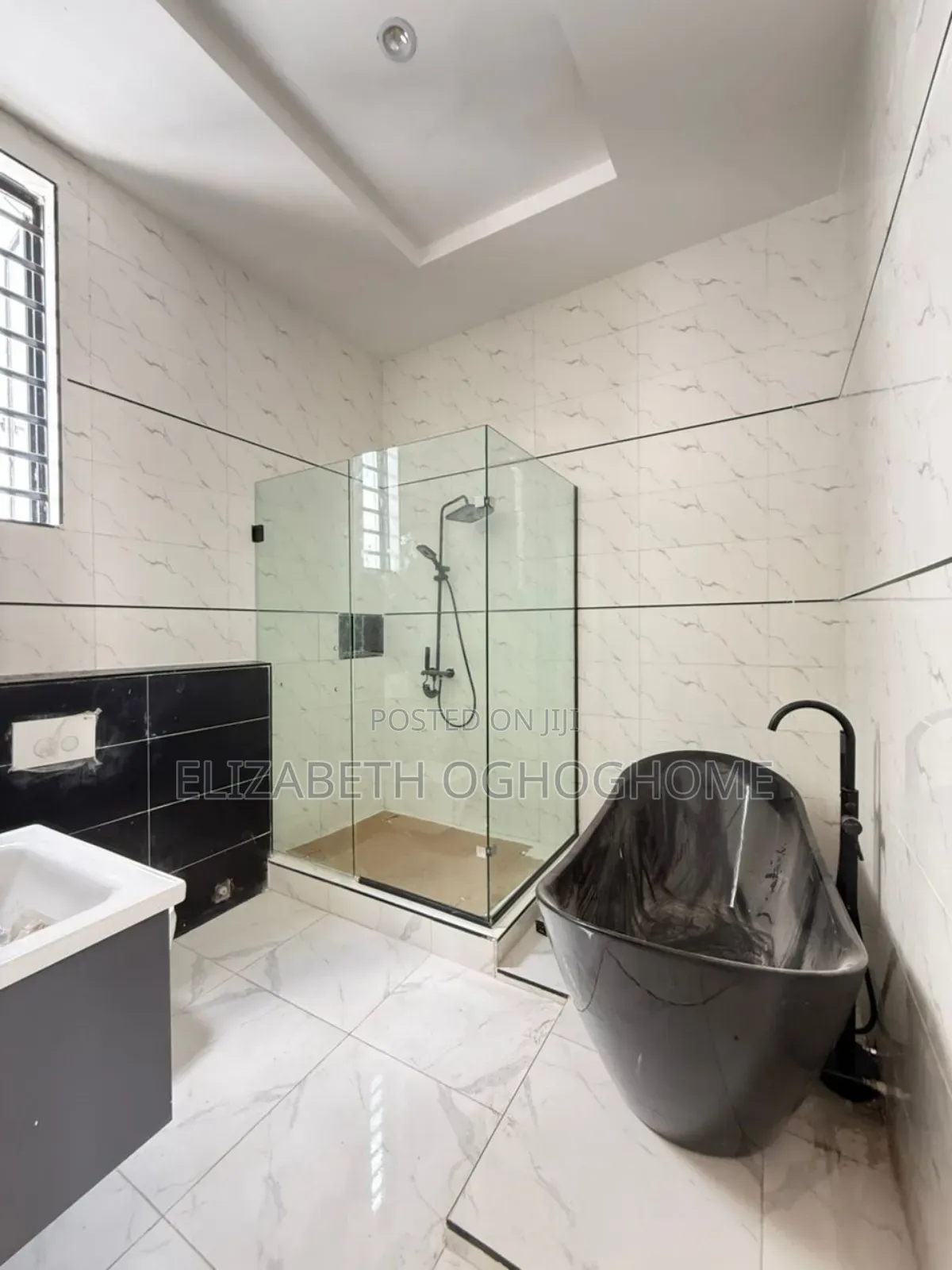 4bdrm Duplex in Sangotedo for sale in Sangotedo