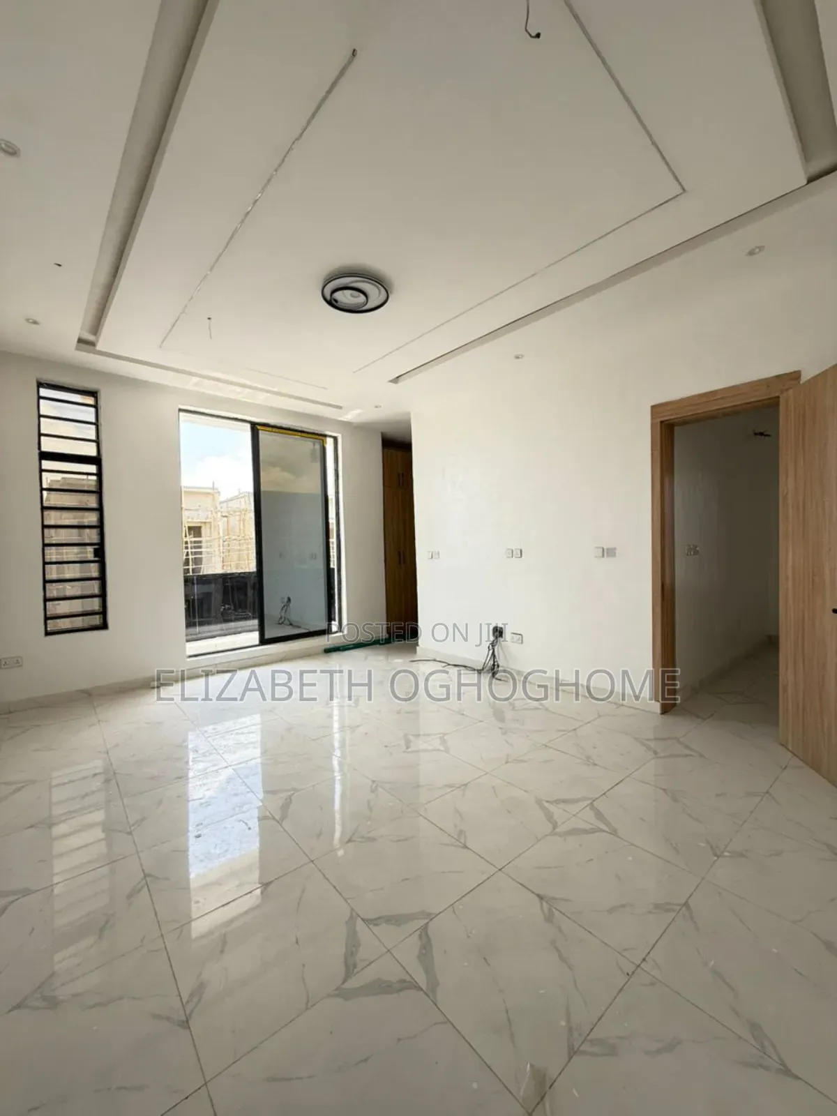 4bdrm Duplex in Sangotedo for sale in Sangotedo