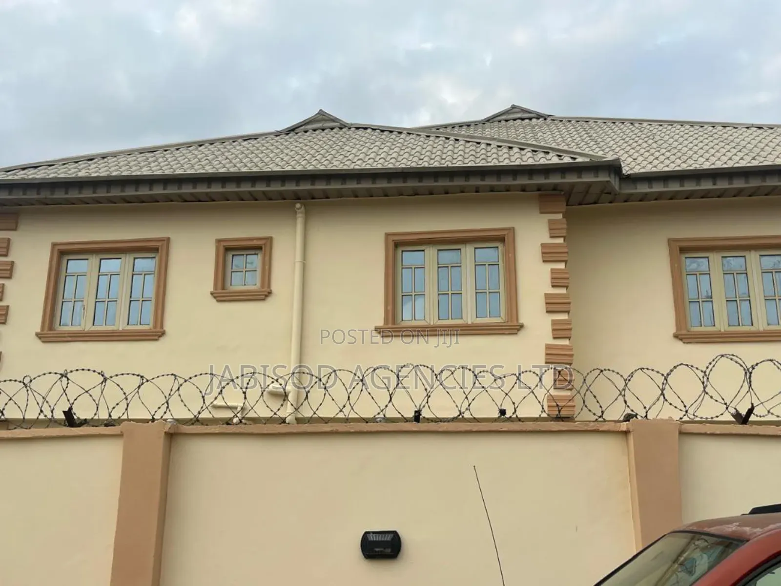5bdrm Block of Flats in Ipota Village, Badagry for sale in Badagry