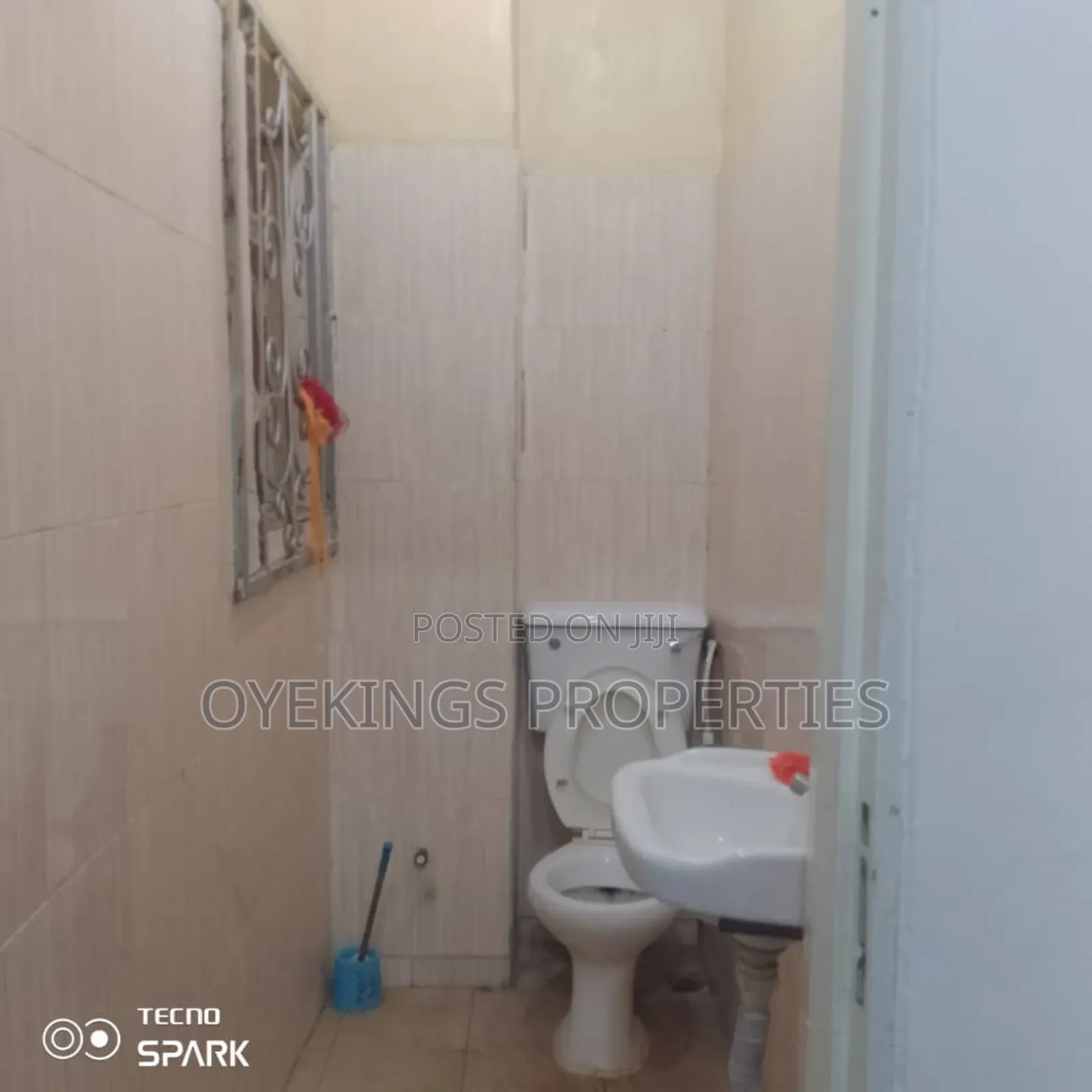 3bdrm Bungalow in Johnson Awe, Oluyole Estate for sale in Oluyole Estate