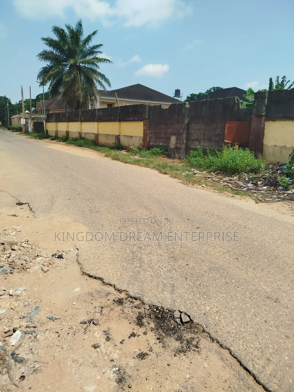 1 Acre of Land (3900sqm) at Ladoke Akintola Ikeja Gra Lagos C of O in Ikeja GRA