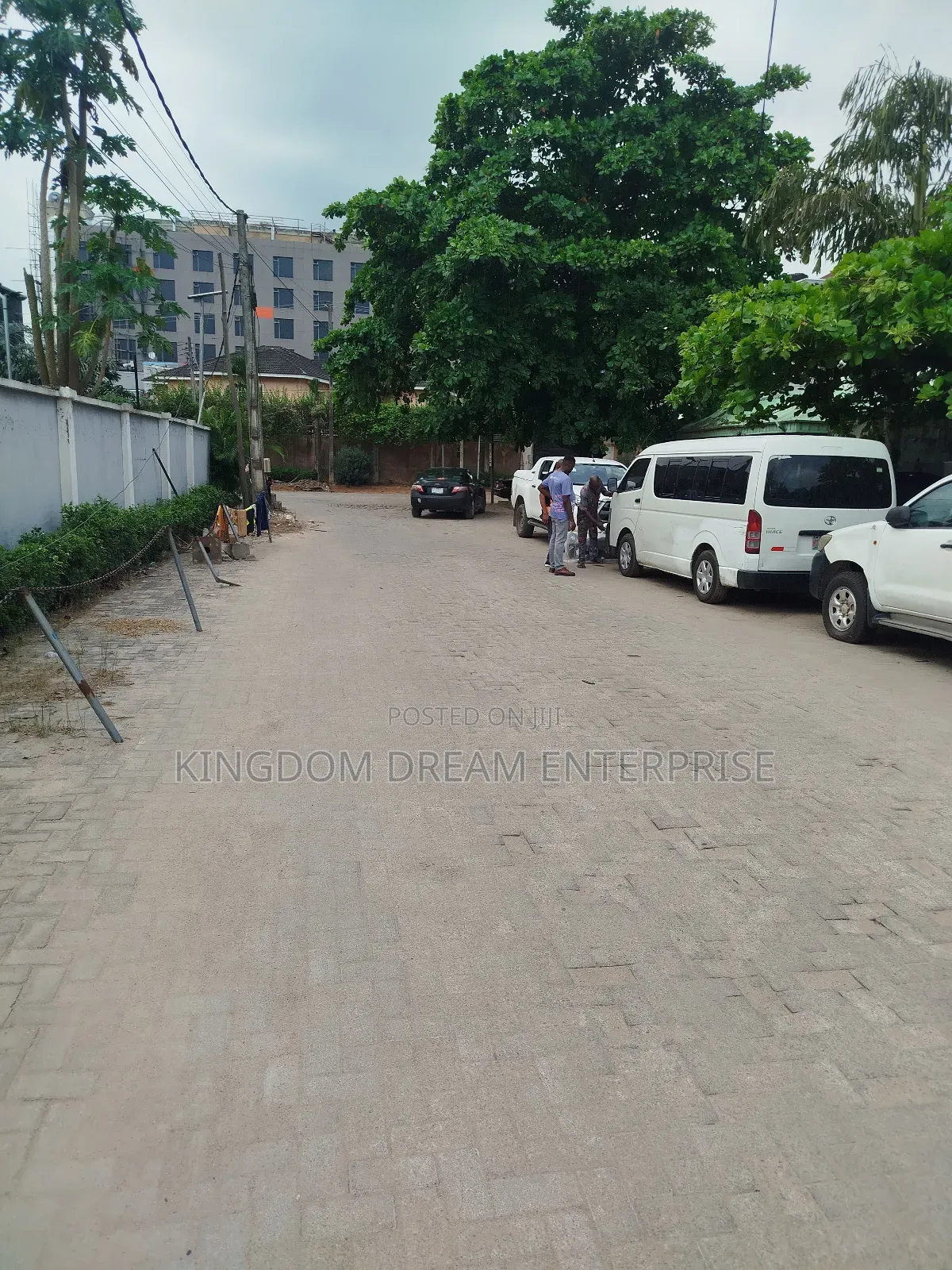 1 Acre of Land (3900sqm) at Ladoke Akintola Ikeja Gra Lagos C of O in Ikeja GRA