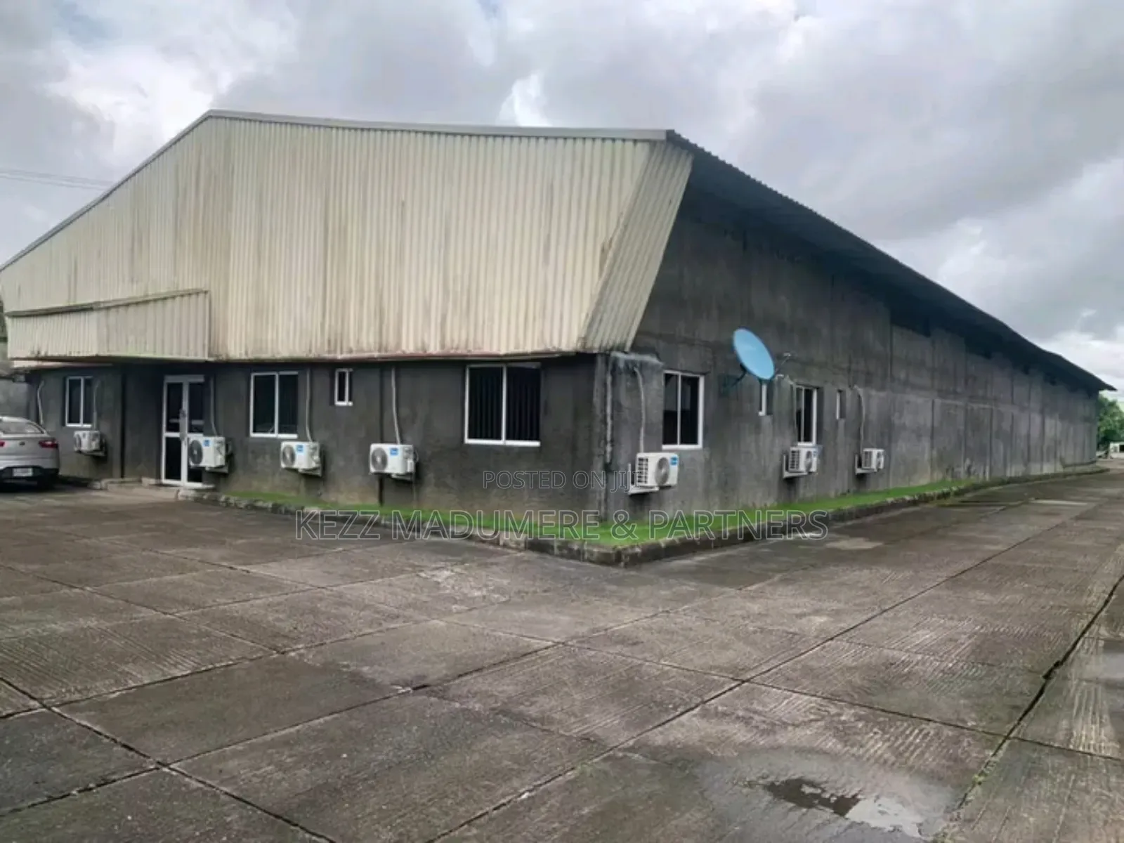 For Sale : 733 SQMTS Warehouse on 8.5plots of Land at Trans Amadi, Ph in Trans Amadi