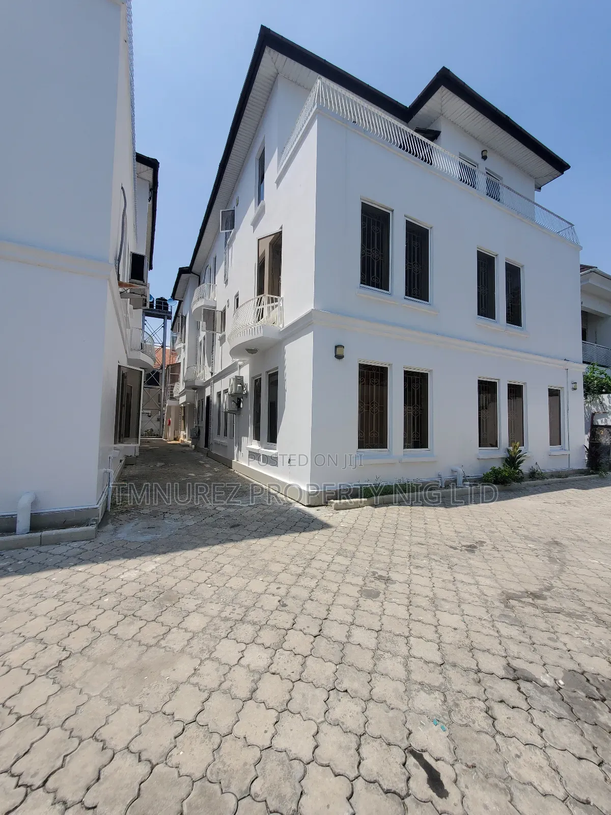 1bdrm Apartment in Lekki Phase1 for rent in Lekki Phase 1
